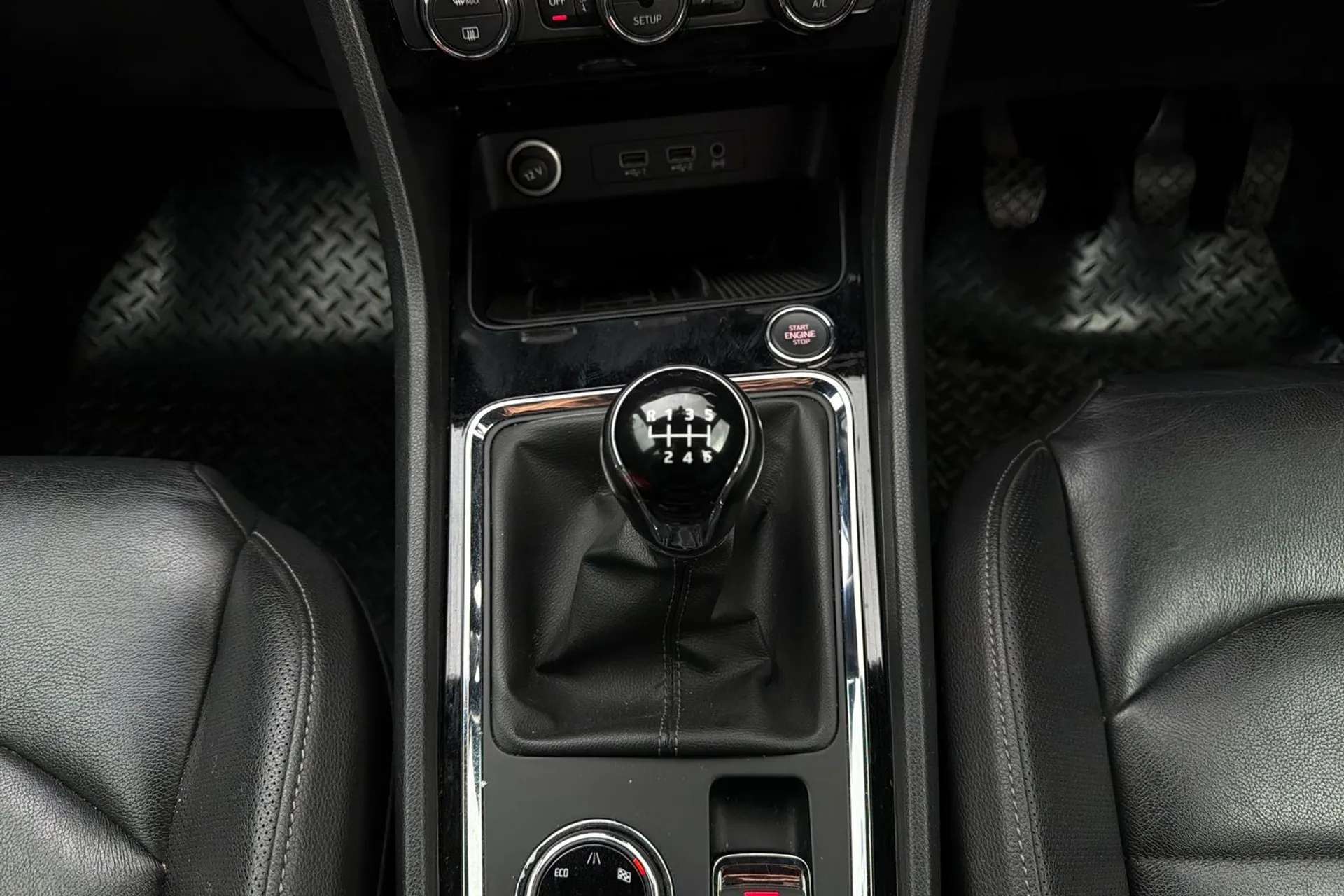 2017 SEAT ATECA 2017 SEAT ATECA