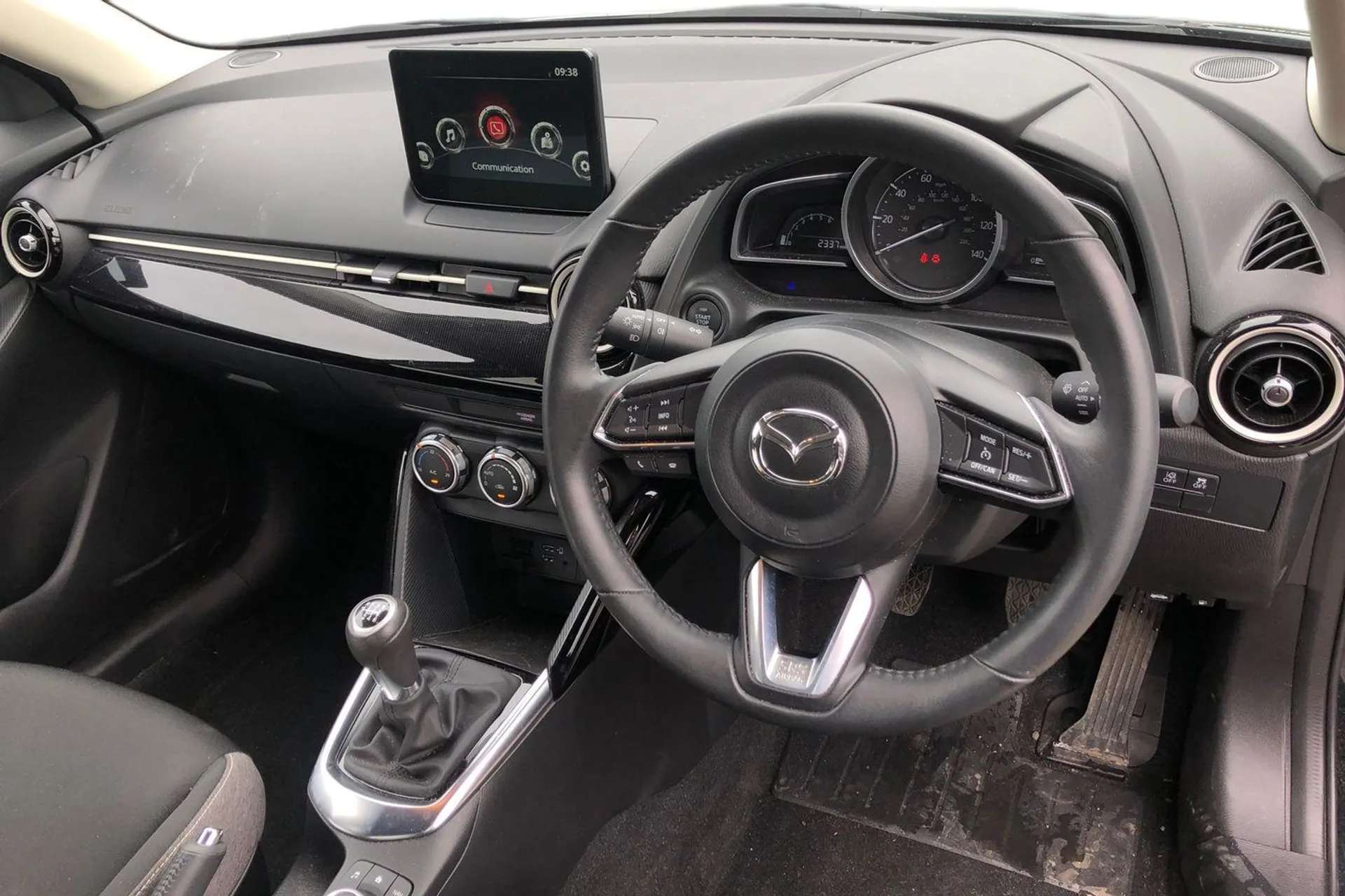 A 2023 MAZDA MAZDA2 1.5 e-Skyactiv G MHEV Exclusive-Line 5dr [ Reversing camera , Rear parking sensor with audible and visual warning , 16" Bright finish alloy wheels , P A 2023 MAZDA MAZDA2 1.5 e-Skyactiv G MHEV Exclusive-Line 5dr [ Reversing camera , Rear parking sensor with audible and visual warning , 16" Bright finish alloy wheels , P