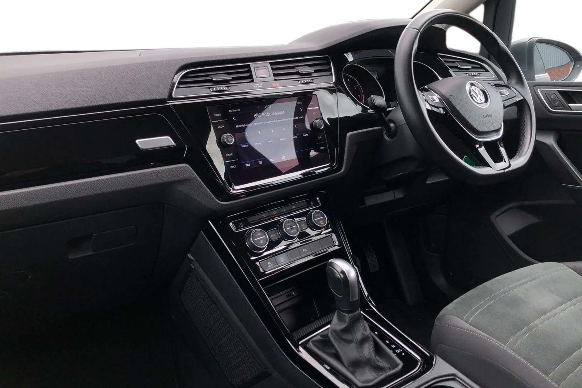 2020 VOLKSWAGEN TOURAN 2020 VOLKSWAGEN TOURAN