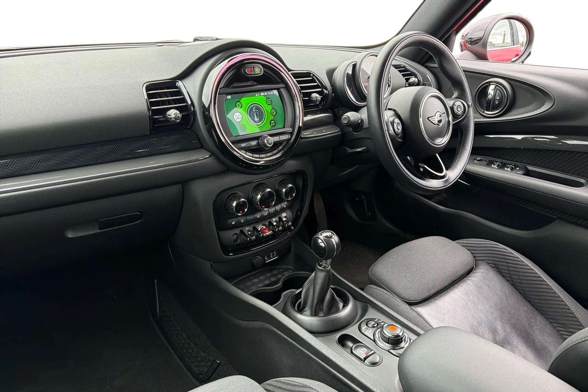 2018 MINI CLUBMAN 2018 MINI CLUBMAN