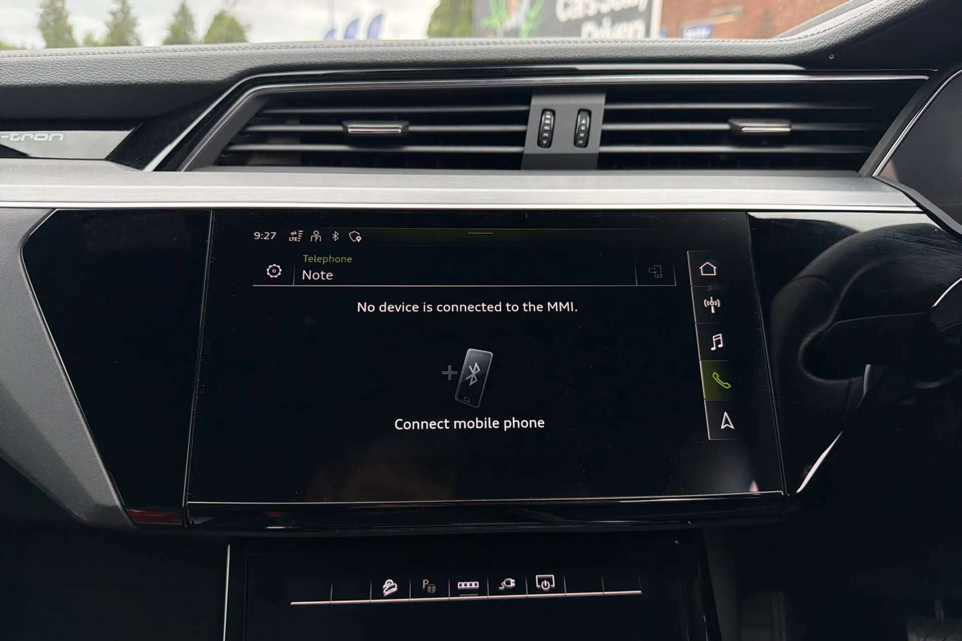 2022 AUDI E-TRON 2022 AUDI E-TRON