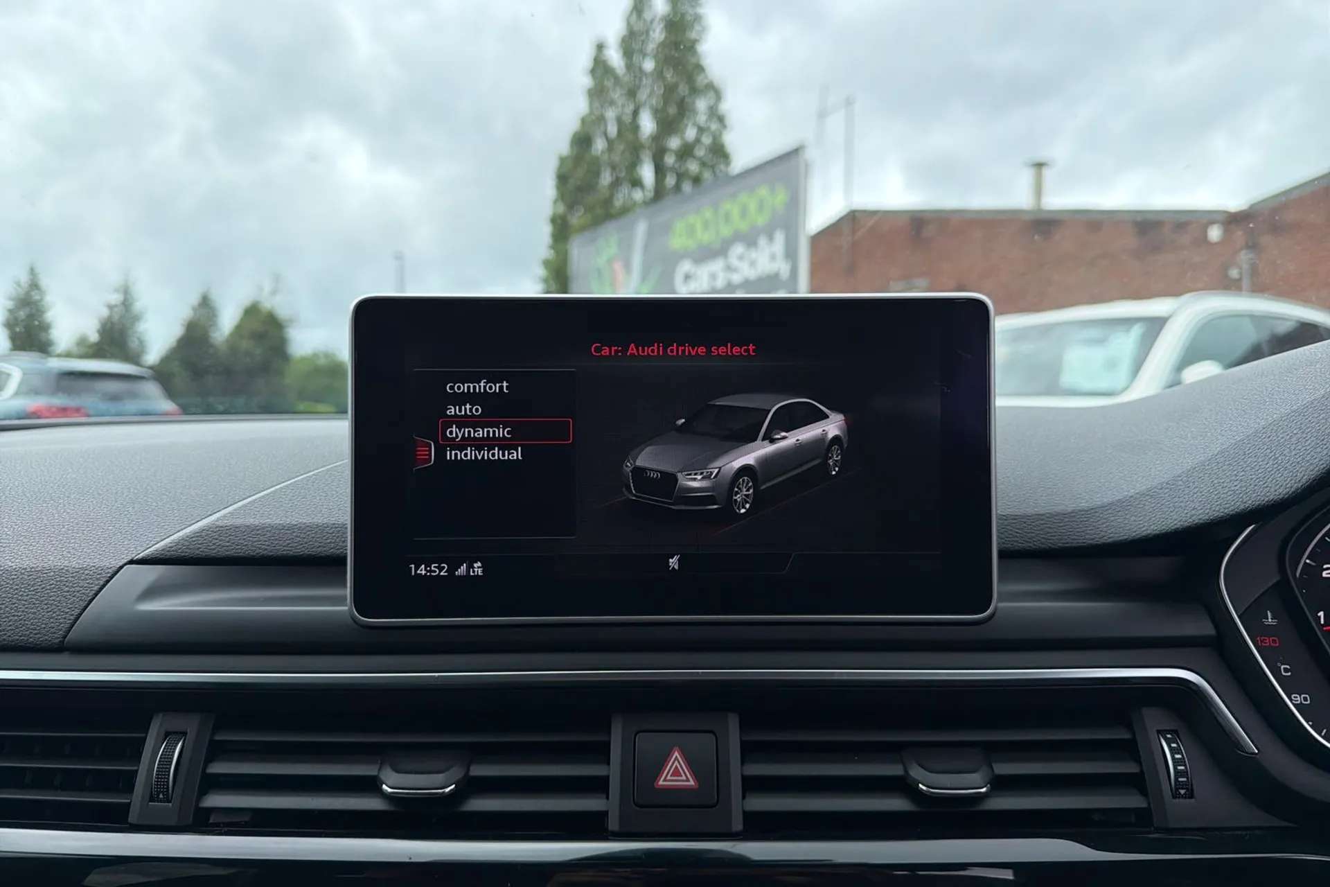 2018 AUDI A4 2018 AUDI A4