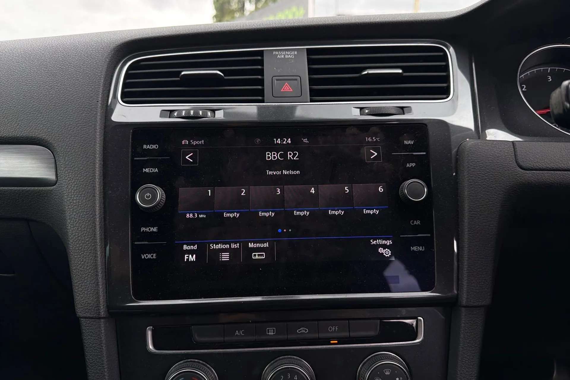 2019 VOLKSWAGEN GOLF 2019 VOLKSWAGEN GOLF