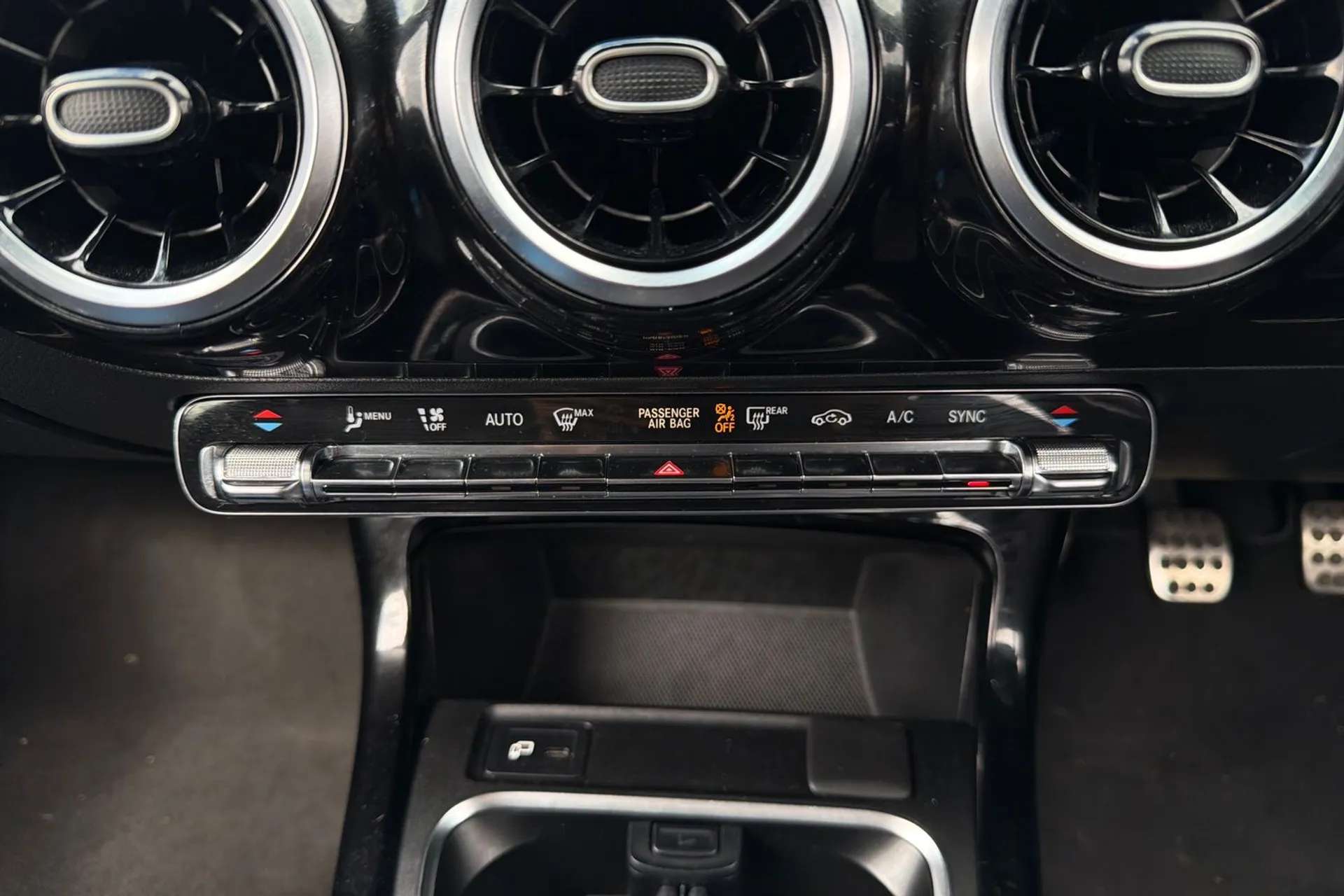 2020 MERCEDES-BENZ A CLASS 2020 MERCEDES-BENZ A CLASS