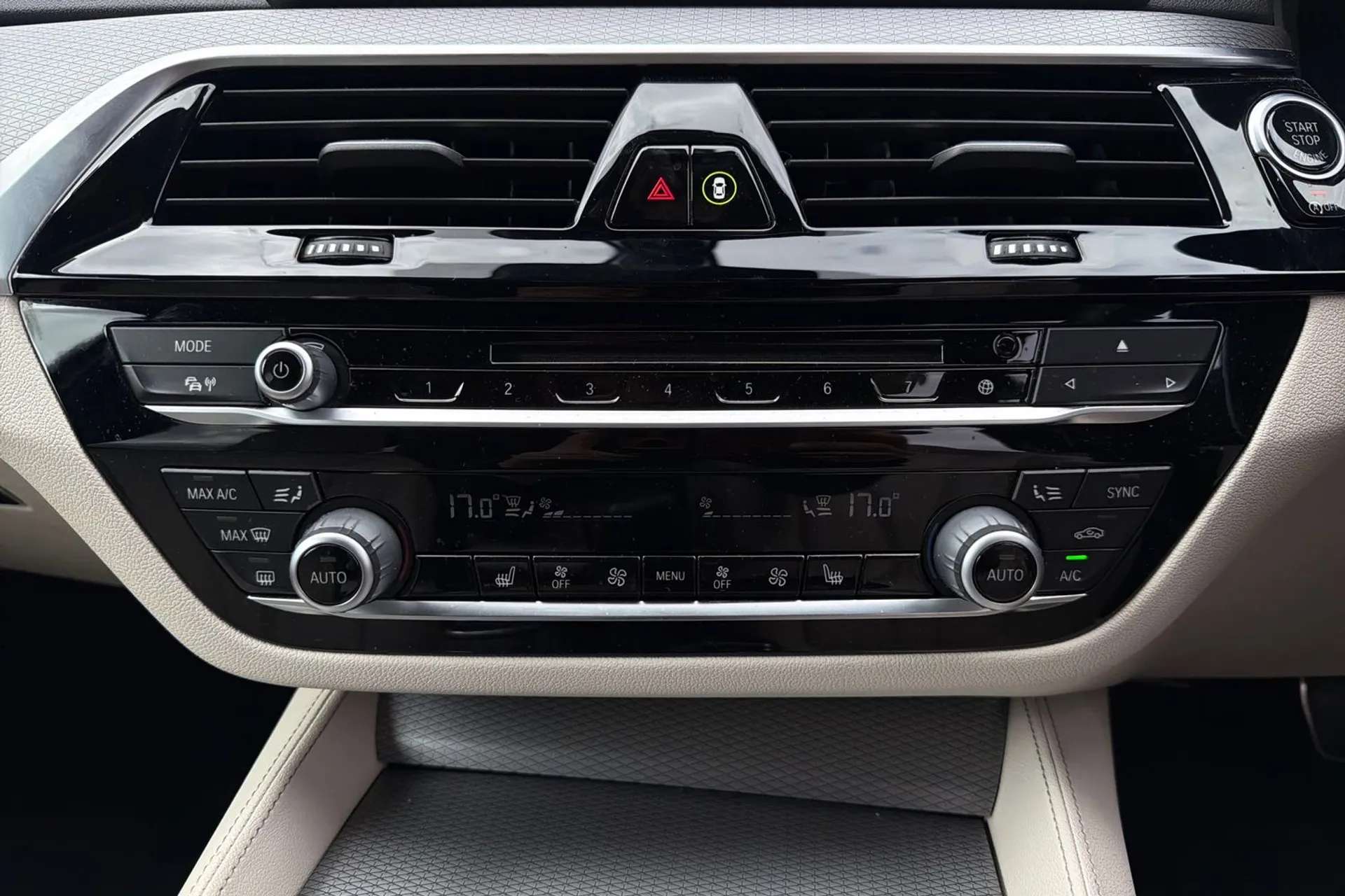 2019 BMW 5 SERIES 2019 BMW 5 SERIES