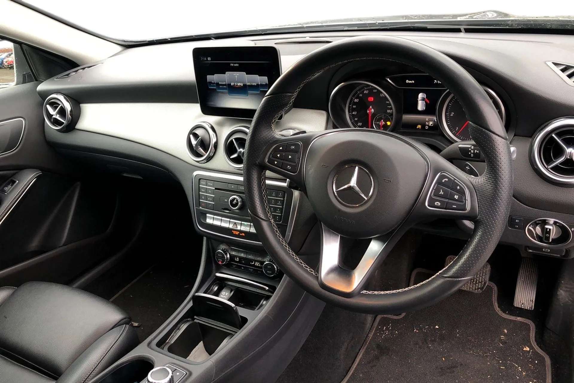 2017 MERCEDES-BENZ GLA 2017 MERCEDES-BENZ GLA