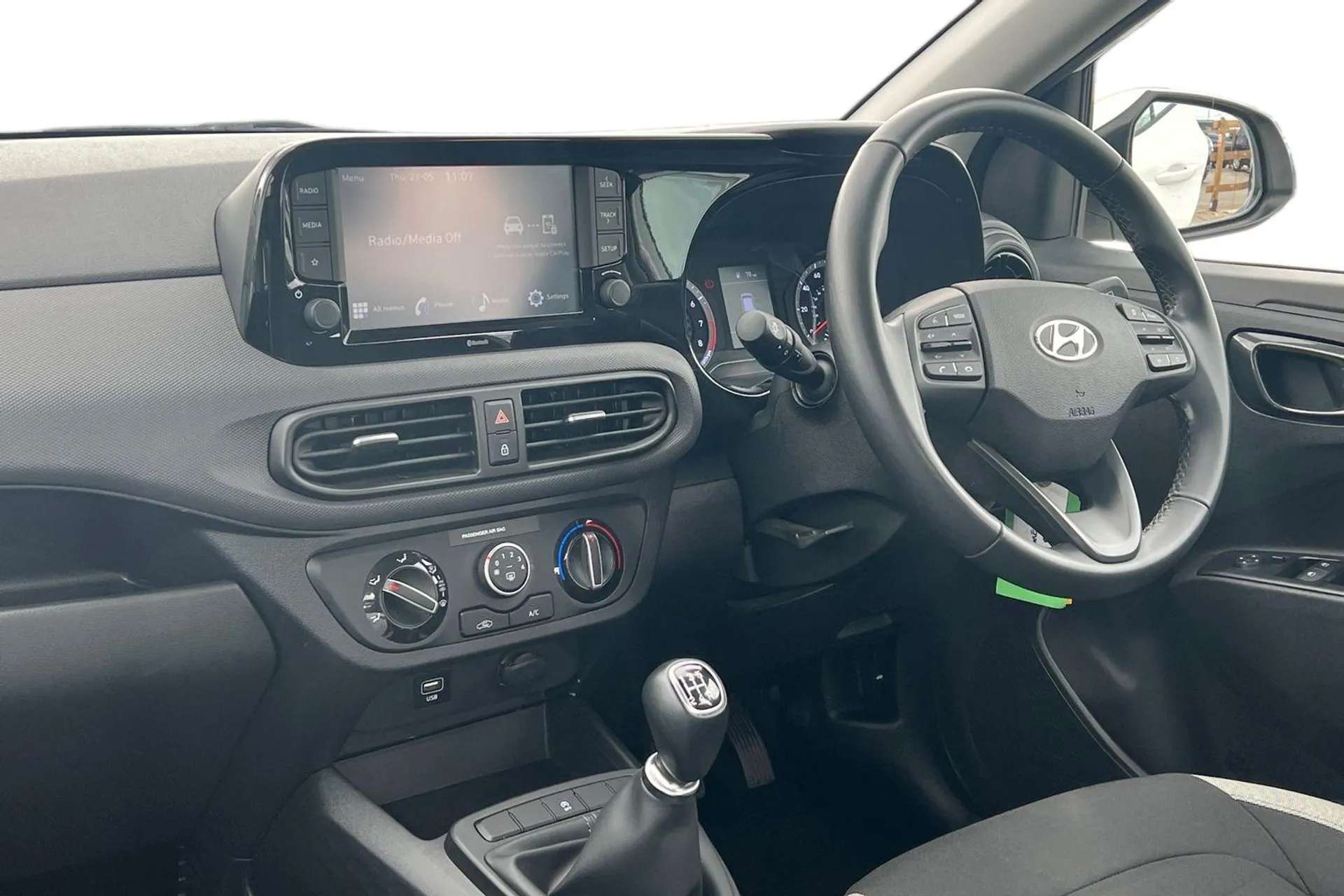 2023 HYUNDAI I10 2023 HYUNDAI I10