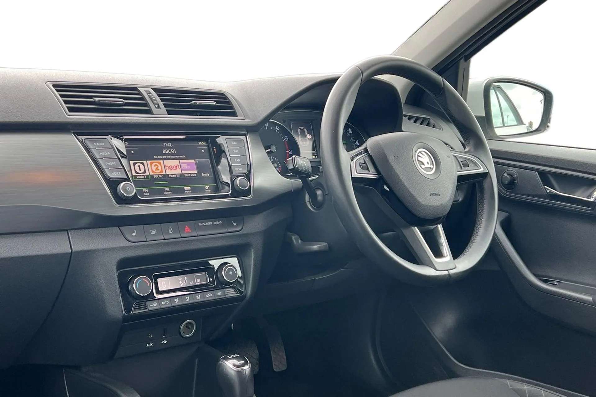 2016 SKODA FABIA 2016 SKODA FABIA