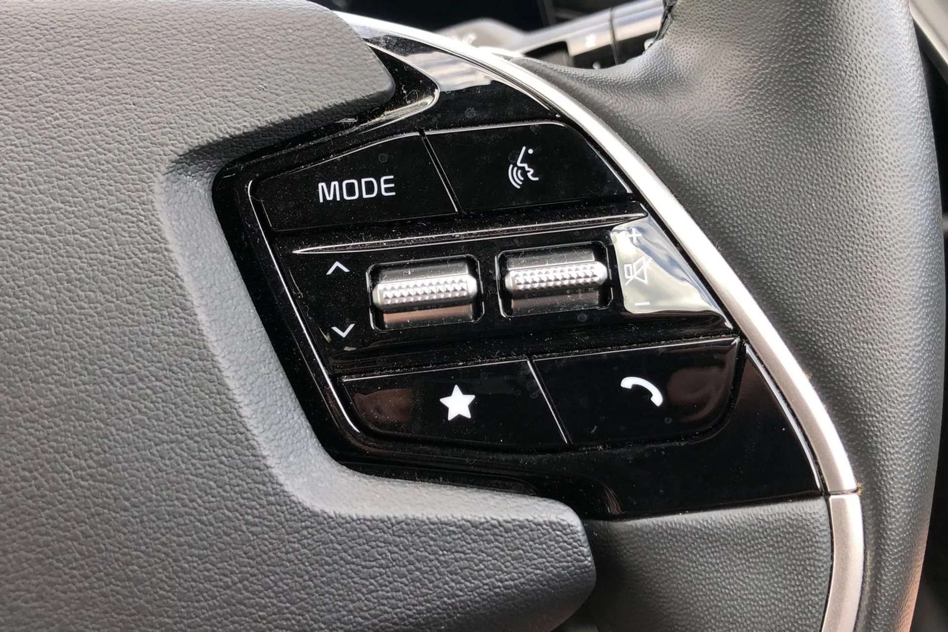 2024 KIA NIRO 2024 KIA NIRO