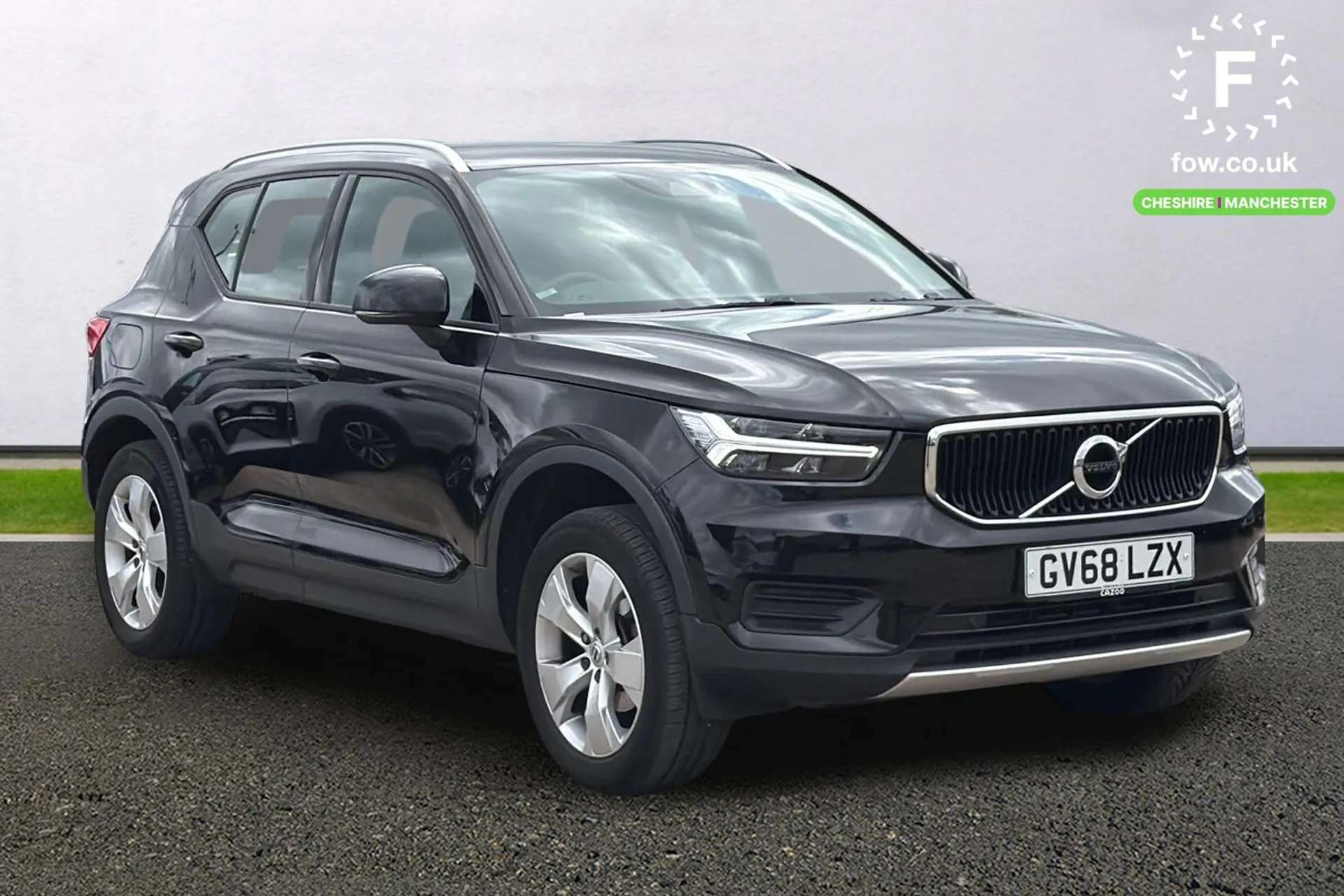 2019 VOLVO XC40 2019 VOLVO XC40