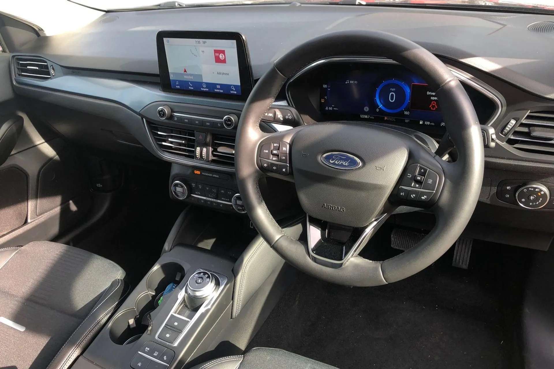 A 2021 FORD FOCUS 1.0 EcoBoost 125 Active X Edition Auto 5dr [ Openable panorama roof , 18" 5x2 spoke absolute black machined painted alloy wheels , Auto hold function A 2021 FORD FOCUS 1.0 EcoBoost 125 Active X Edition Auto 5dr [ Openable panorama roof , 18" 5x2 spoke absolute black machined painted alloy wheels , Auto hold function