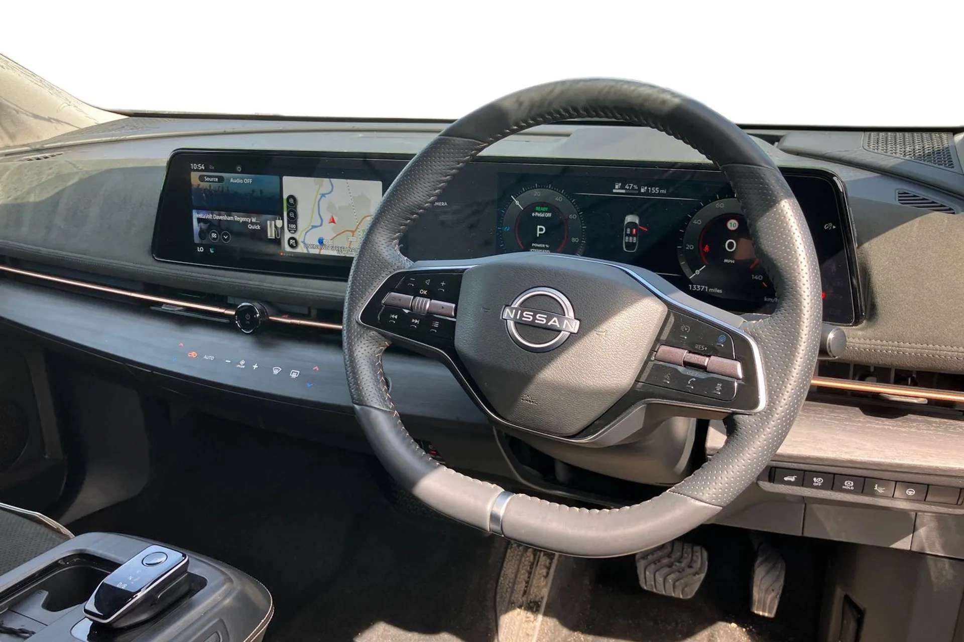 A 2022 NISSAN ARIYA 178kW Evolve 87kWh 22kWCh 5dr Auto [ Panoramic roof , Auto parking system , 360 degree digitally enhanced around view monitor , Hands free power tailg A 2022 NISSAN ARIYA 178kW Evolve 87kWh 22kWCh 5dr Auto [ Panoramic roof , Auto parking system , 360 degree digitally enhanced around view monitor , Hands free power tailg
