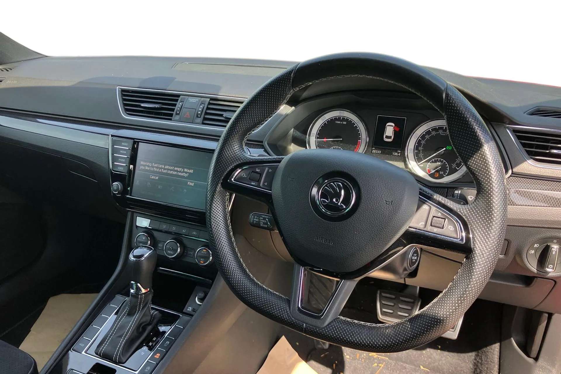 A 2017 SKODA SUPERB 2.0 TDI CR 190 Sport Line 5dr DSG [Gearshift paddles, Electrically adjustable/heated/folding door mirrors, 19" Vega alloy wheels, Bi-Xenon headlights A 2017 SKODA SUPERB 2.0 TDI CR 190 Sport Line 5dr DSG [Gearshift paddles, Electrically adjustable/heated/folding door mirrors, 19" Vega alloy wheels, Bi-Xenon headlights