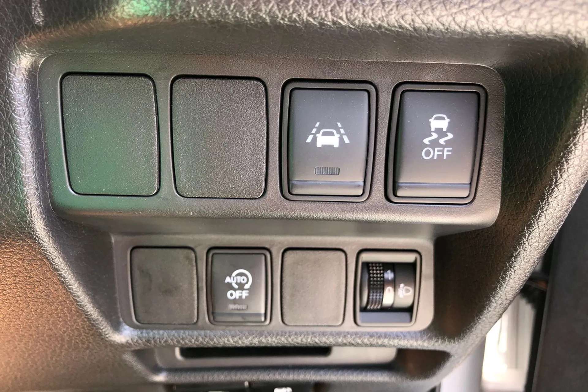2020 NISSAN X-TRAIL 2020 NISSAN X-TRAIL