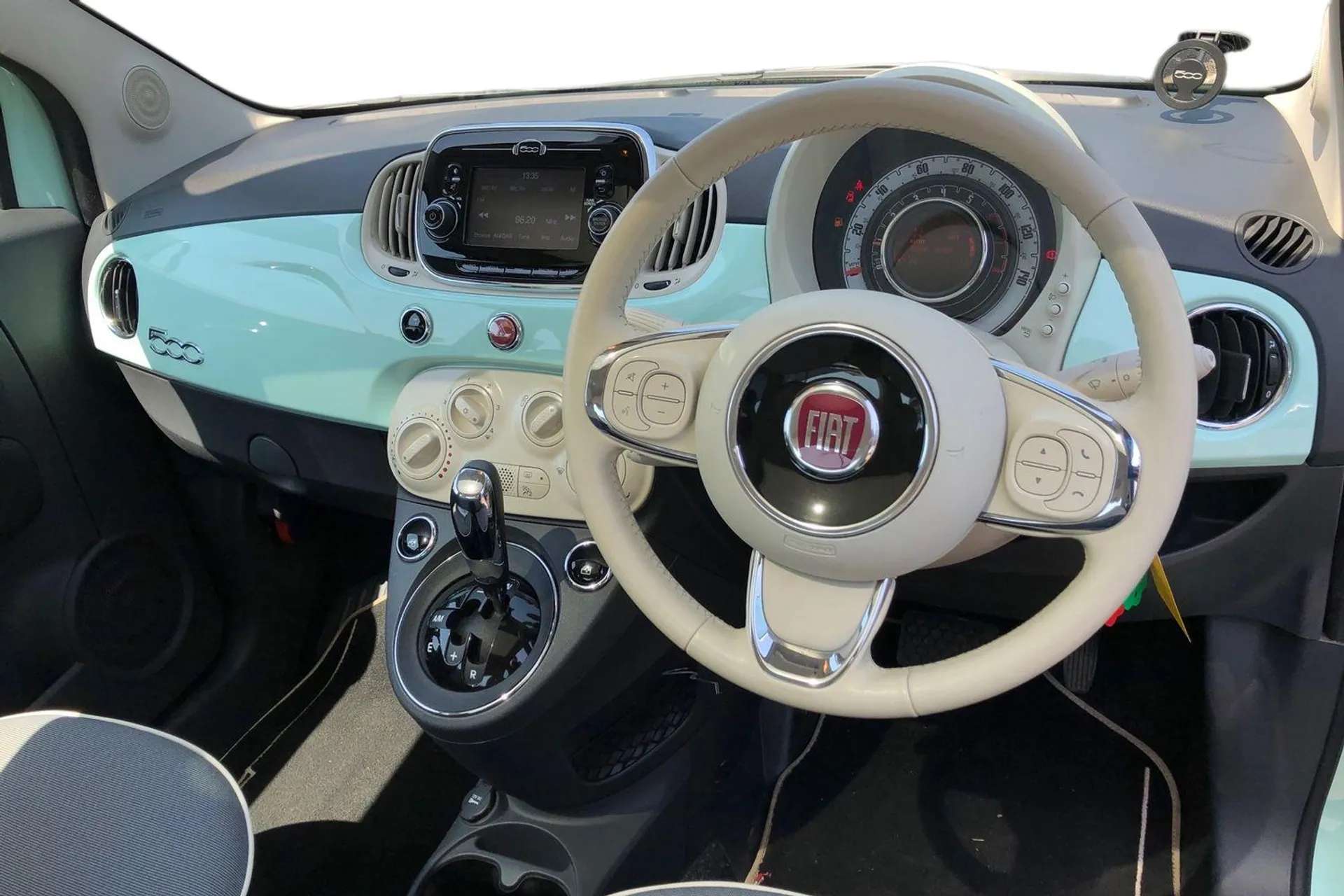 2017 FIAT 500 2017 FIAT 500