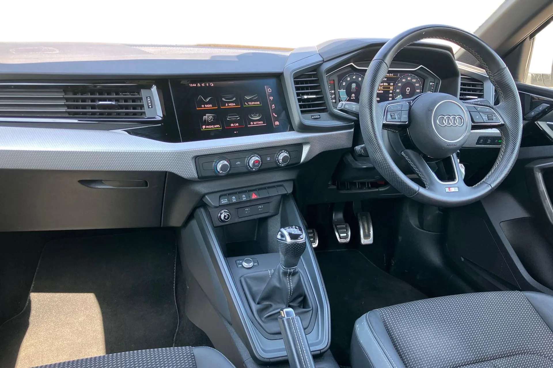 2022 AUDI A1 2022 AUDI A1