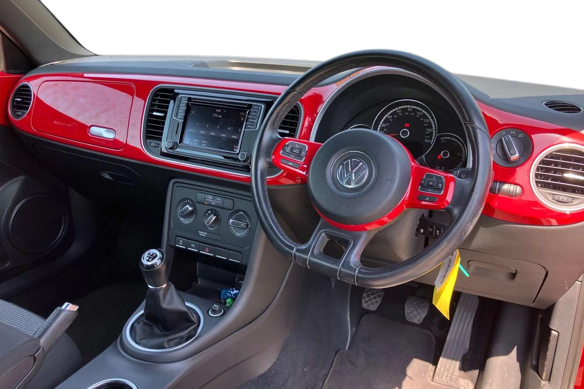 2016 VOLKSWAGEN BEETLE 2016 VOLKSWAGEN BEETLE