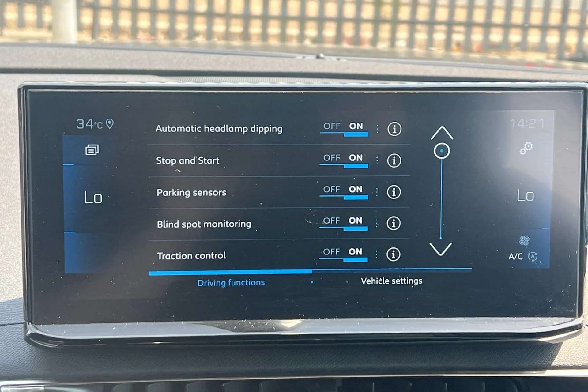 2022 PEUGEOT 3008 2022 PEUGEOT 3008