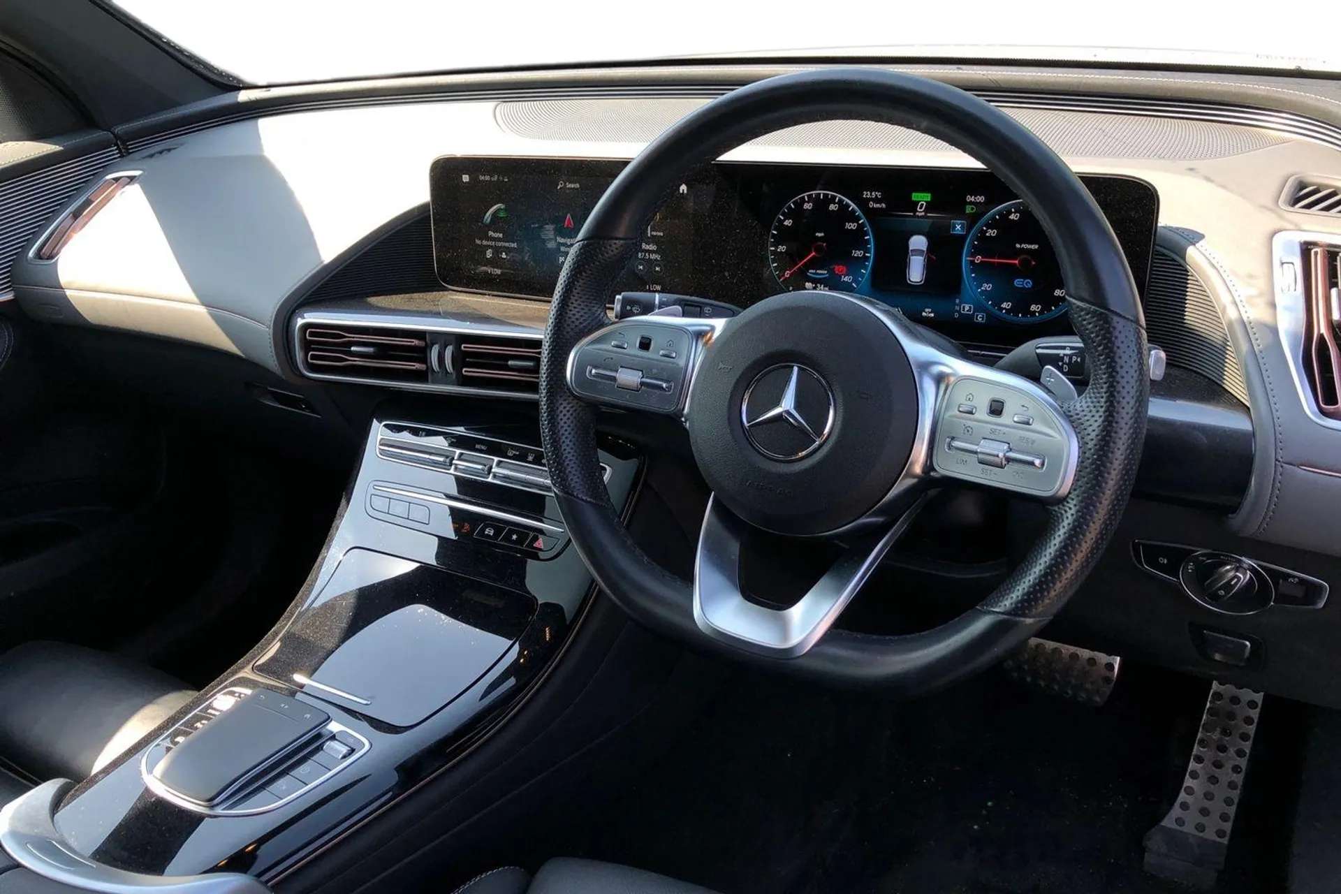 A 2023 MERCEDES-BENZ EQC EQC 400 300kW AMG Line Premium 80kWh 5dr Auto [ Easy-pack tailgate , Electric sliding sunroof , Parking package with active park assist with reversing A 2023 MERCEDES-BENZ EQC EQC 400 300kW AMG Line Premium 80kWh 5dr Auto [ Easy-pack tailgate , Electric sliding sunroof , Parking package with active park assist with reversing