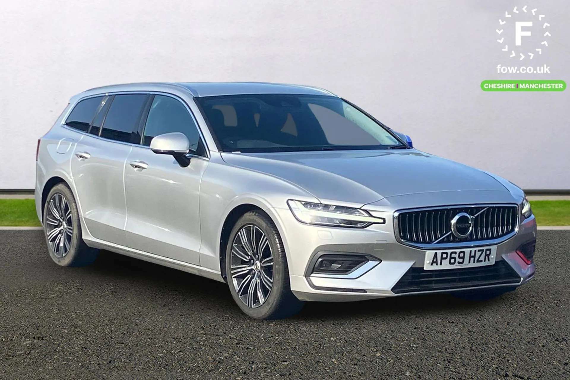 2020 VOLVO V60 2020 VOLVO V60