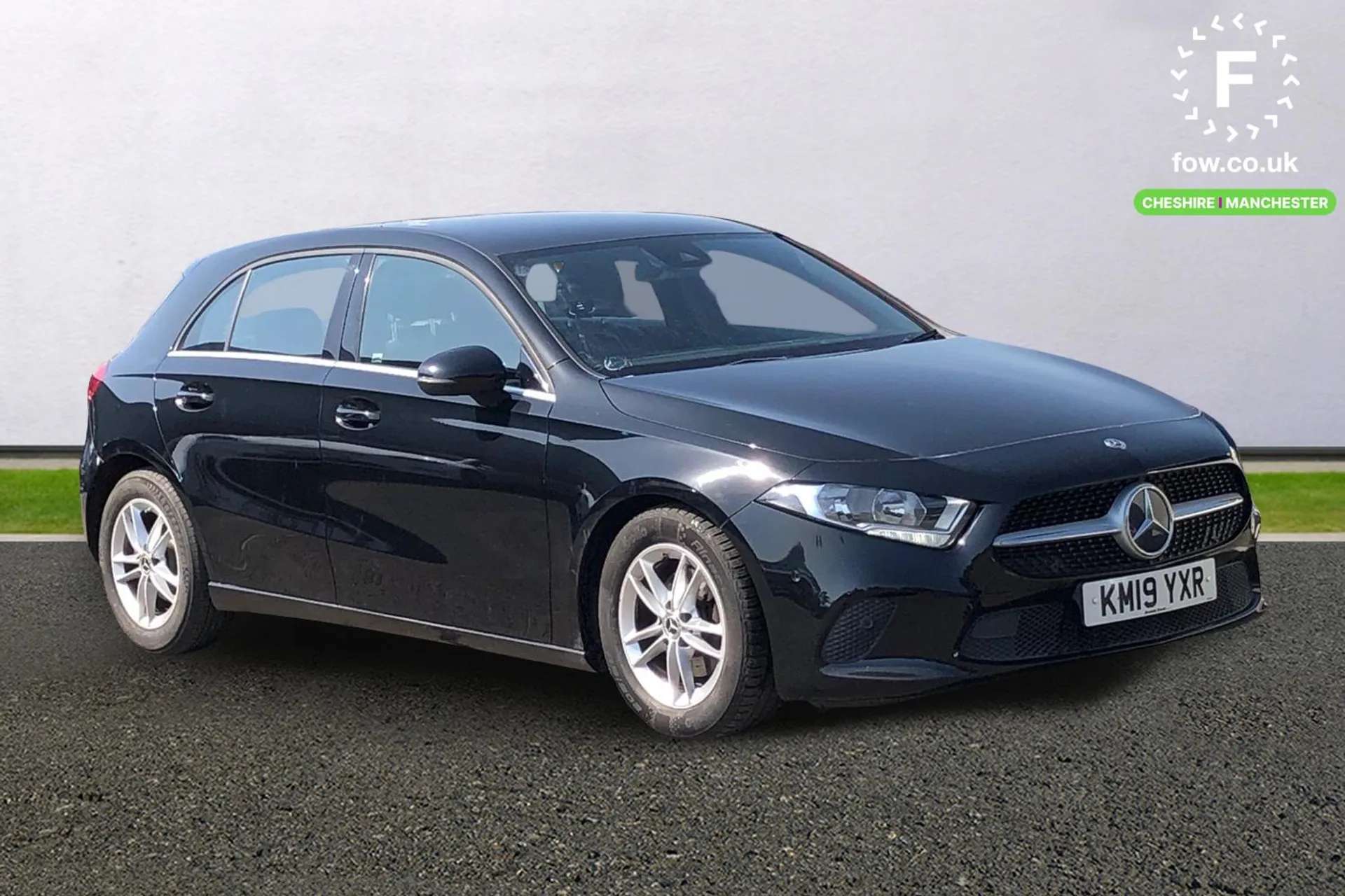 A 2019 MERCEDES-BENZ A CLASS A180d SE Executive 5dr Auto [ Active park assist with parktronic system including front and rear parking sensors , 180 degree rear view camera with pa A 2019 MERCEDES-BENZ A CLASS A180d SE Executive 5dr Auto [ Active park assist with parktronic system including front and rear parking sensors , 180 degree rear view camera with pa