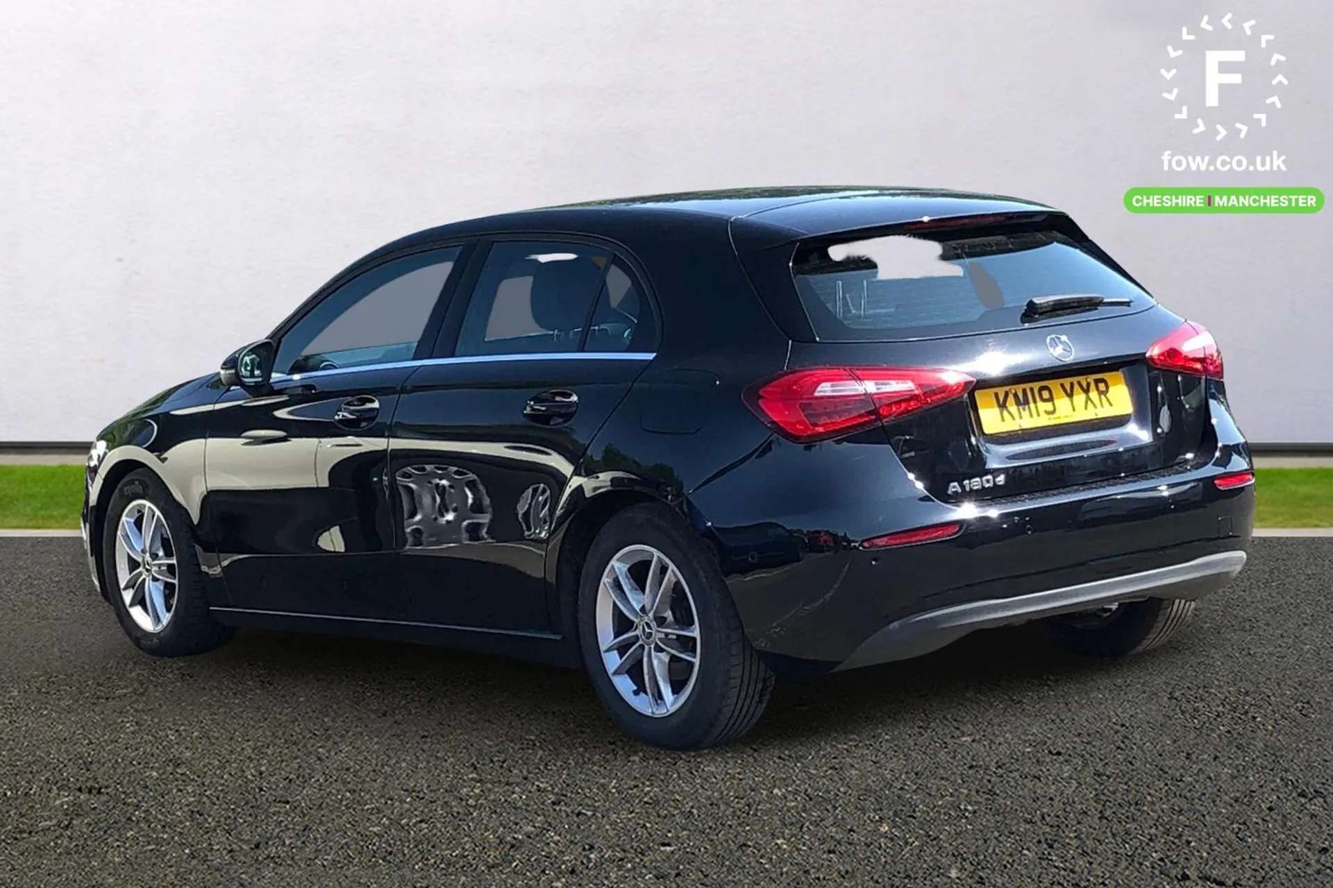 A 2019 MERCEDES-BENZ A CLASS A180d SE Executive 5dr Auto [ Active park assist with parktronic system including front and rear parking sensors , 180 degree rear view camera with pa A 2019 MERCEDES-BENZ A CLASS A180d SE Executive 5dr Auto [ Active park assist with parktronic system including front and rear parking sensors , 180 degree rear view camera with pa