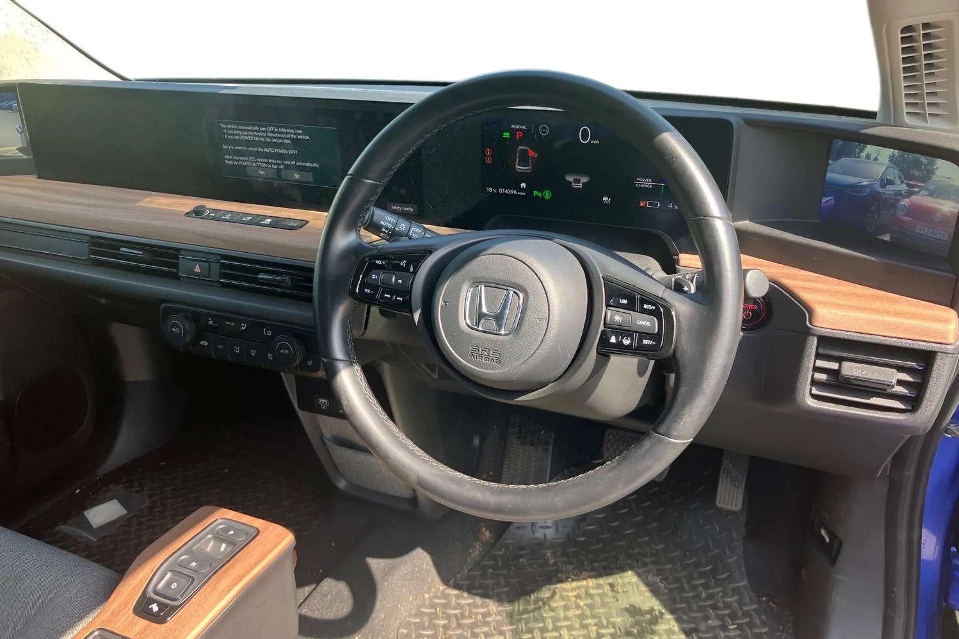 A 2021 HONDA HONDA E 100kW 36kWh 5dr Auto [ Panorama glass roof , Front and rear parking sensors , Rear view camera , Multi-information display , Heated seats , 16" Alloy A 2021 HONDA HONDA E 100kW 36kWh 5dr Auto [ Panorama glass roof , Front and rear parking sensors , Rear view camera , Multi-information display , Heated seats , 16" Alloy