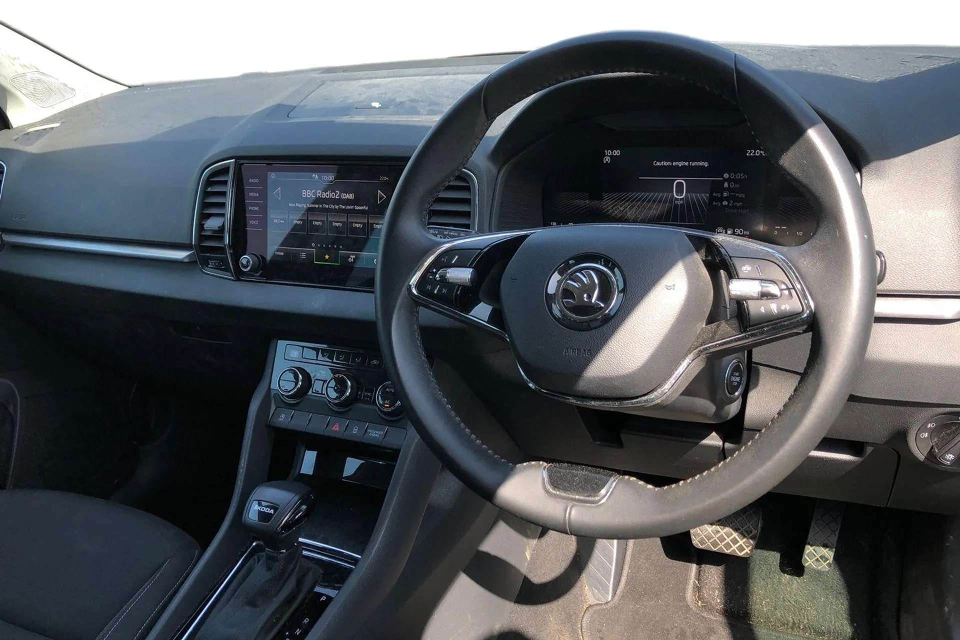 A 2023 SKODA KAROQ 2.0 TDI SE Drive 5dr DSG [Start/stop system with regenerative braking, Dynamic headlight range control with cornering light function, Electric front a A 2023 SKODA KAROQ 2.0 TDI SE Drive 5dr DSG [Start/stop system with regenerative braking, Dynamic headlight range control with cornering light function, Electric front a