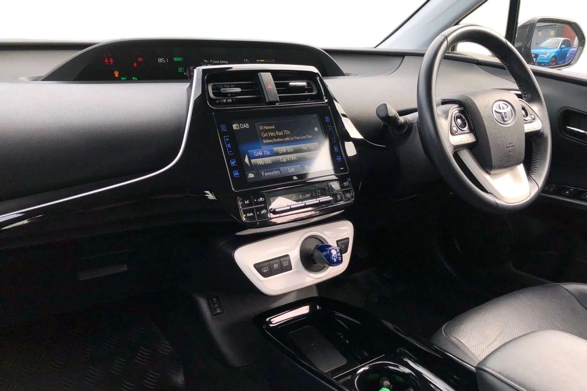 2018 TOYOTA PRIUS 2018 TOYOTA PRIUS