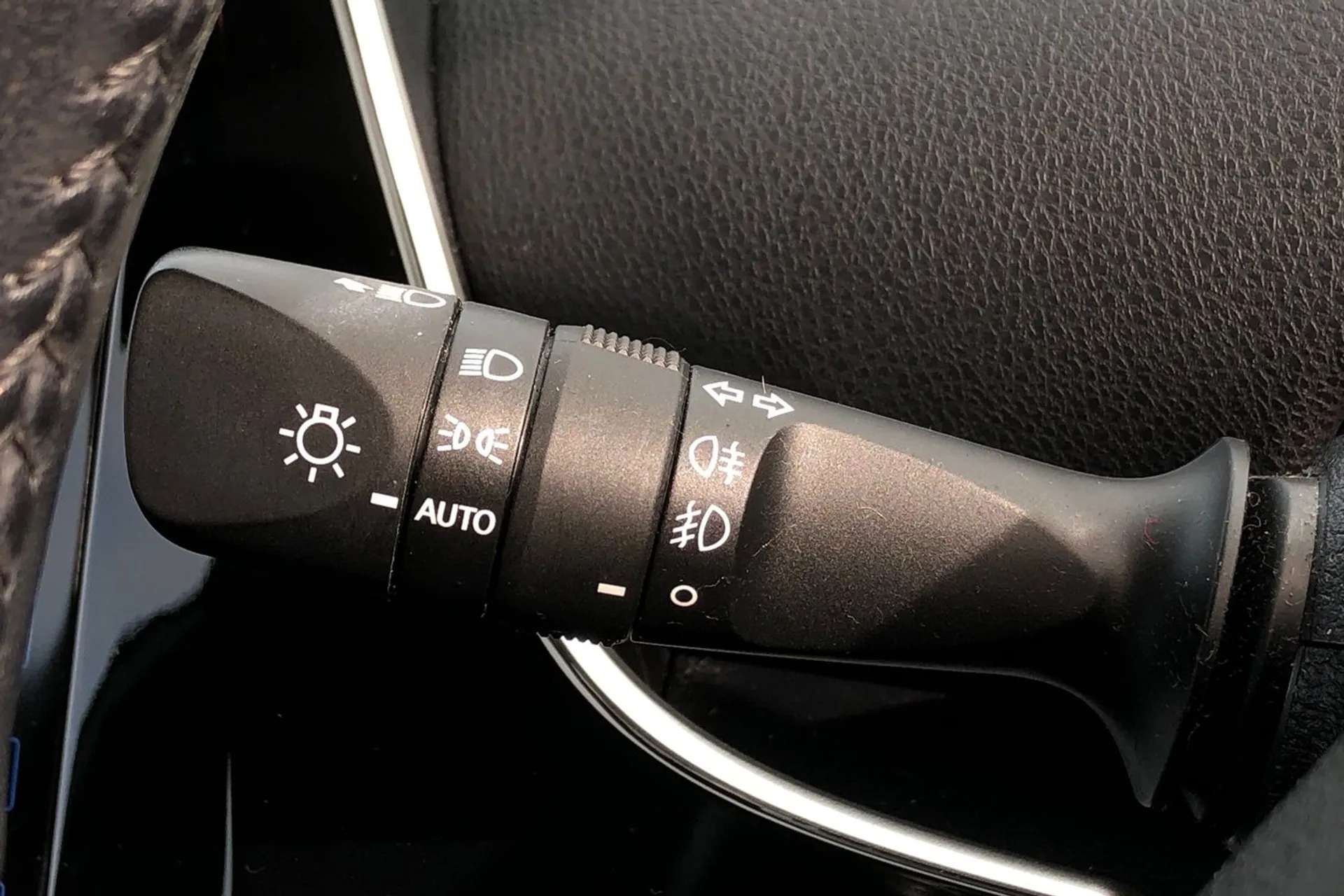2018 TOYOTA PRIUS 2018 TOYOTA PRIUS