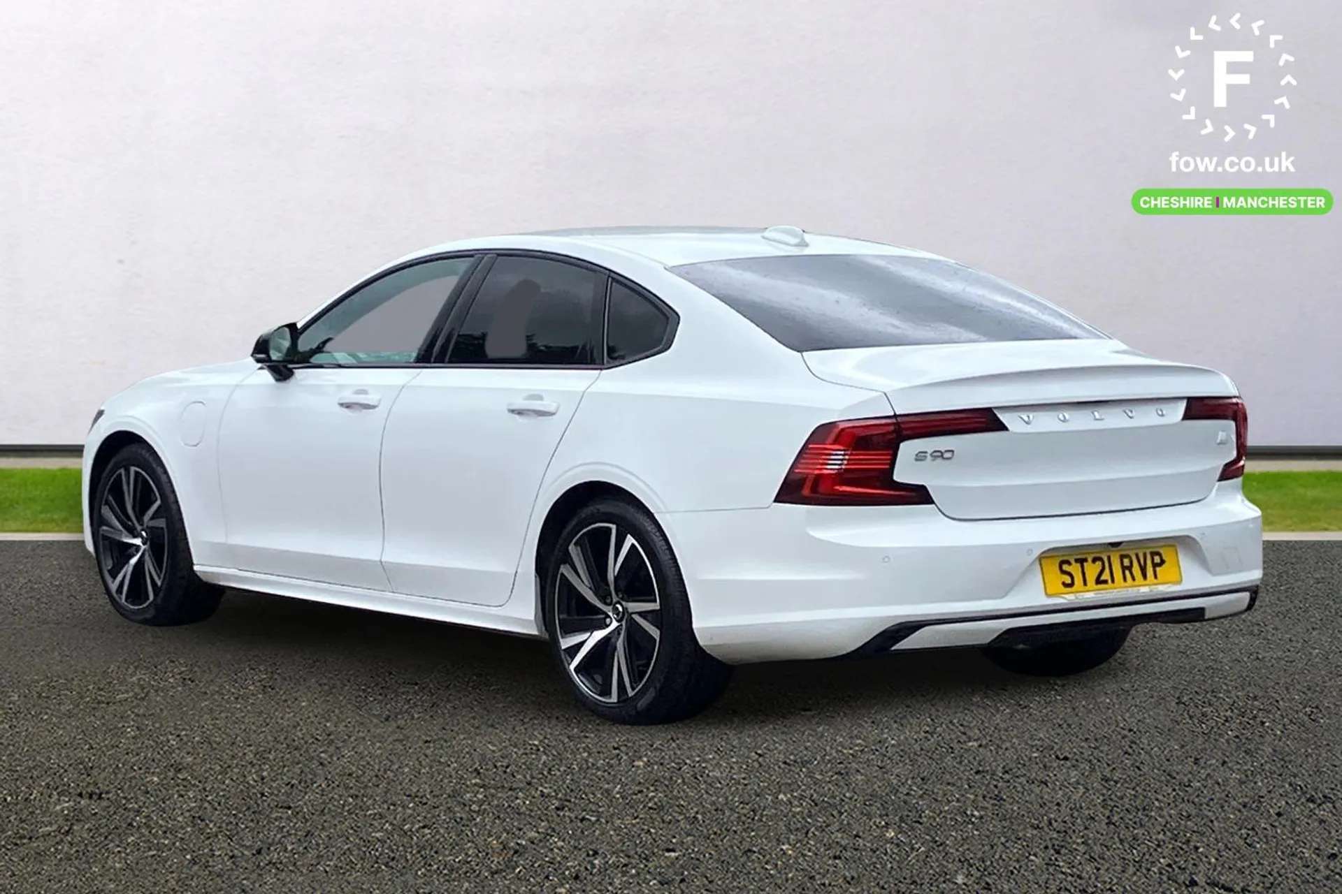 2021 VOLVO S90 2021 VOLVO S90