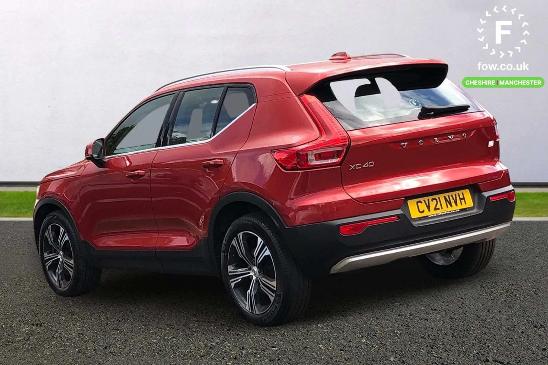 A 2021 VOLVO XC40 1.5 T5 Recharge PHEV Inscription Pro 5dr Auto [Lane keep assist with driver alert control, Speed sensitive steering, Bluetooth hands free telephone ki A 2021 VOLVO XC40 1.5 T5 Recharge PHEV Inscription Pro 5dr Auto [Lane keep assist with driver alert control, Speed sensitive steering, Bluetooth hands free telephone ki