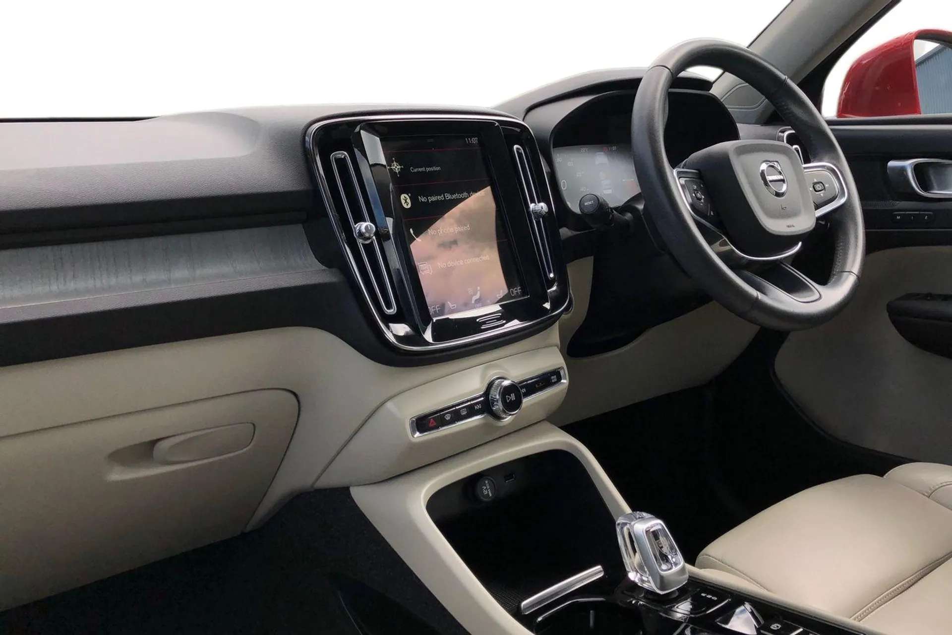 A 2021 VOLVO XC40 1.5 T5 Recharge PHEV Inscription Pro 5dr Auto [Lane keep assist with driver alert control, Speed sensitive steering, Bluetooth hands free telephone ki A 2021 VOLVO XC40 1.5 T5 Recharge PHEV Inscription Pro 5dr Auto [Lane keep assist with driver alert control, Speed sensitive steering, Bluetooth hands free telephone ki