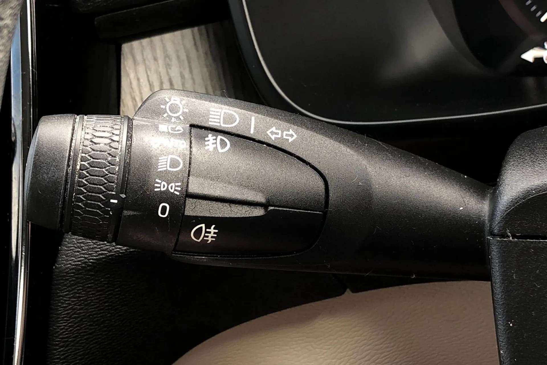 2021 VOLVO XC40 2021 VOLVO XC40