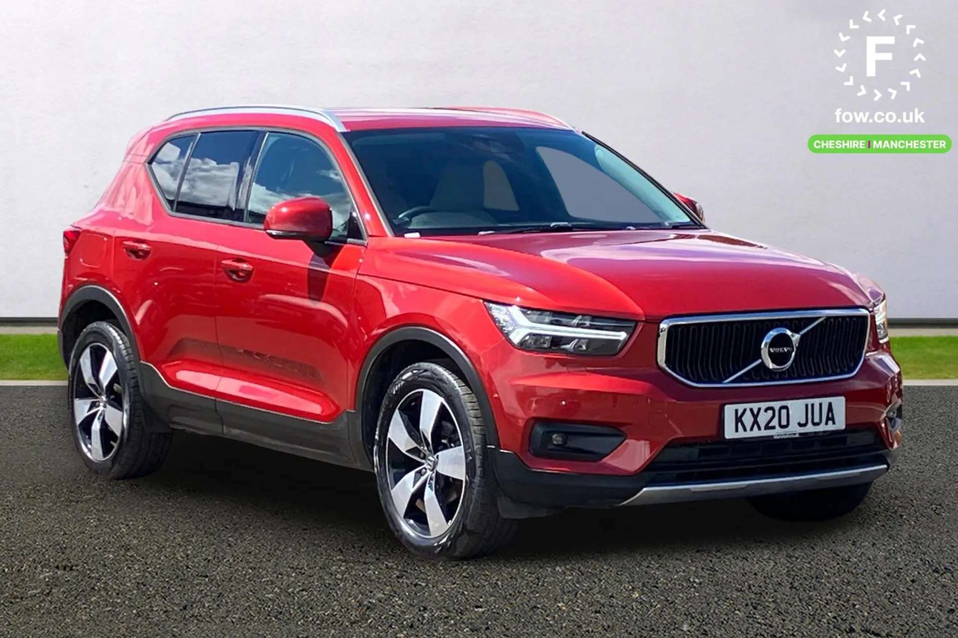 2020 VOLVO XC40 2020 VOLVO XC40