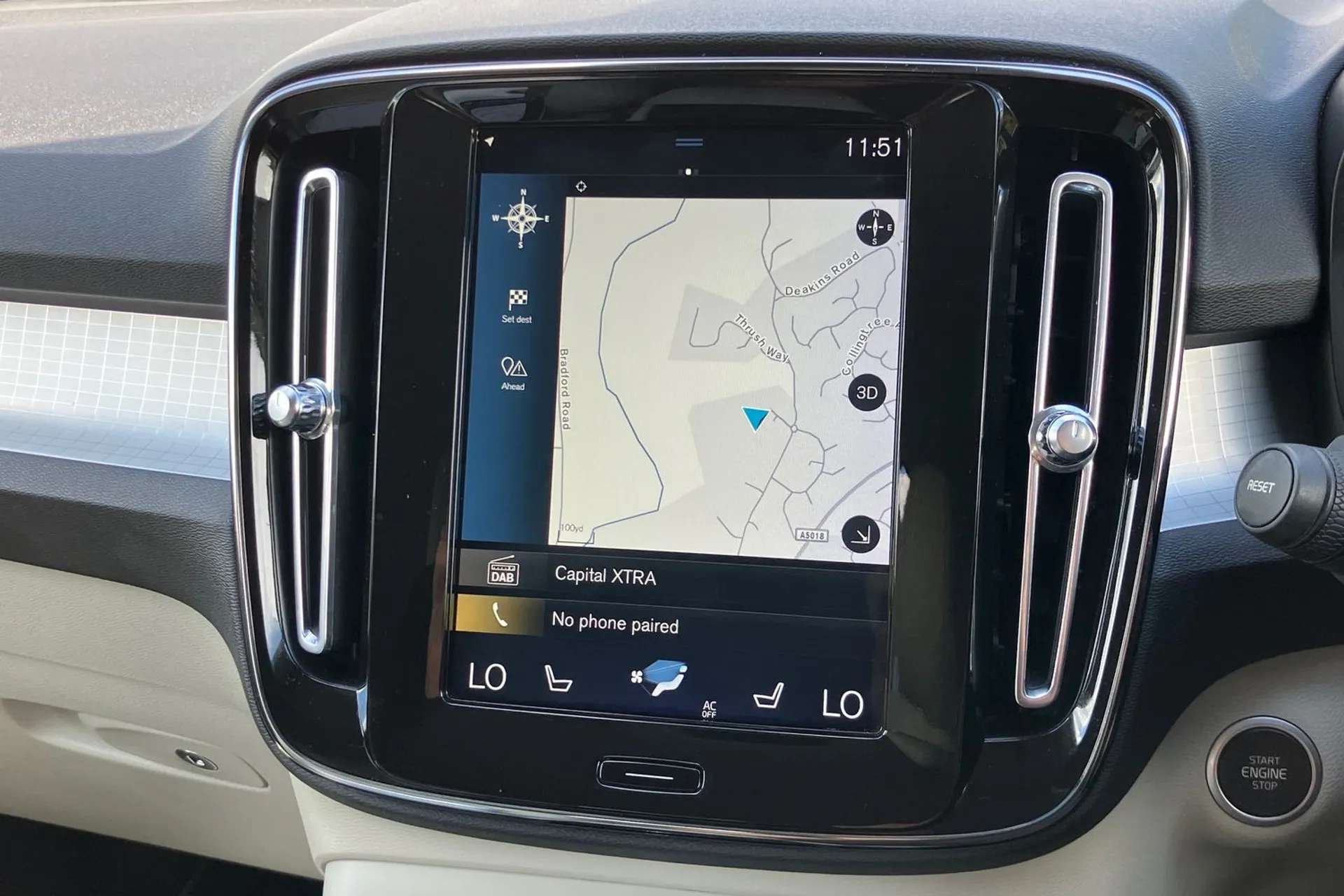 2020 VOLVO XC40 2020 VOLVO XC40