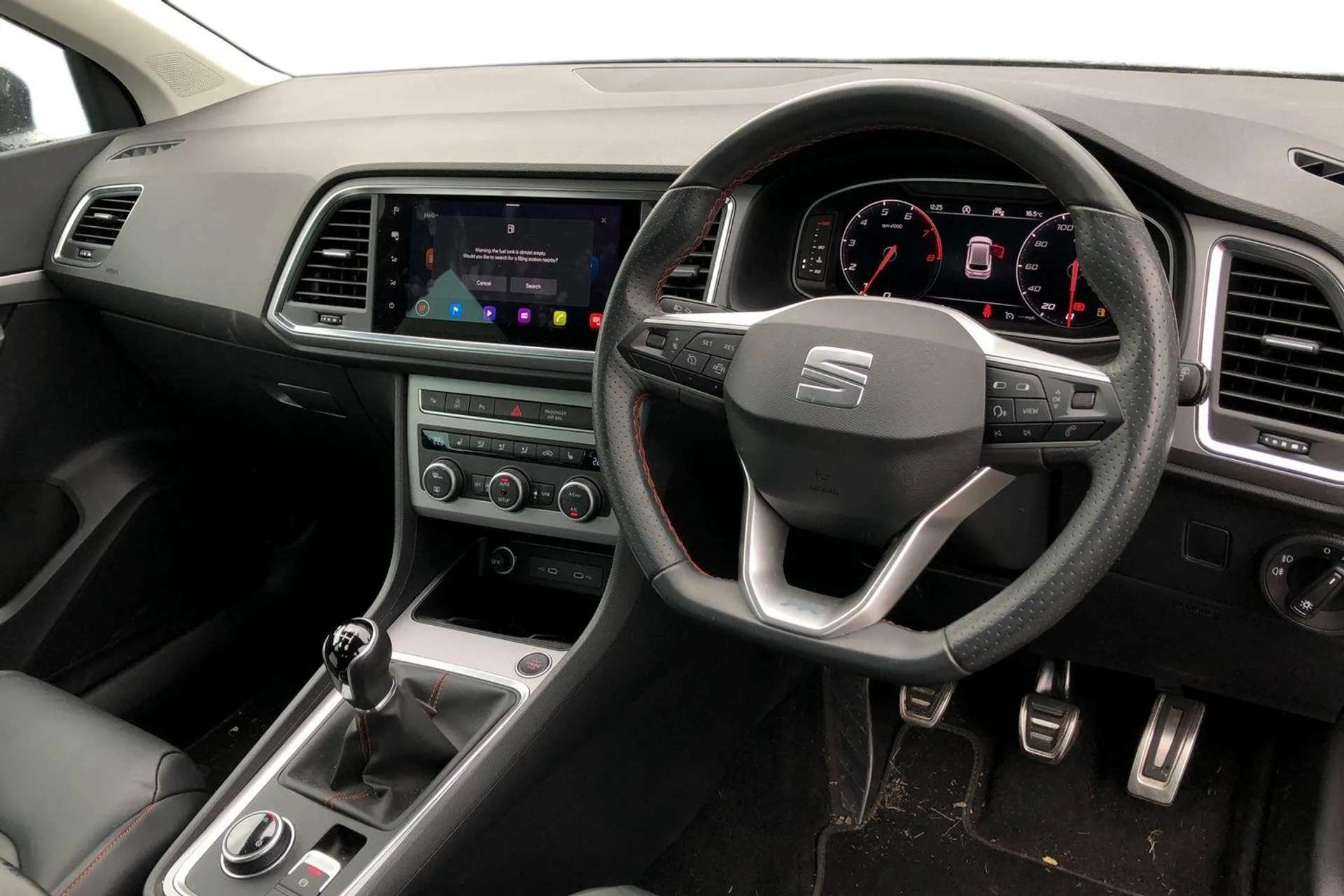 A 2024 SEAT ATECA 1.5 TSI EVO FR Sport 5dr [ Start/stop system , Wireless phone charger , Self parking functionality (includes front and rear parking sensors) , Conveni A 2024 SEAT ATECA 1.5 TSI EVO FR Sport 5dr [ Start/stop system , Wireless phone charger , Self parking functionality (includes front and rear parking sensors) , Conveni