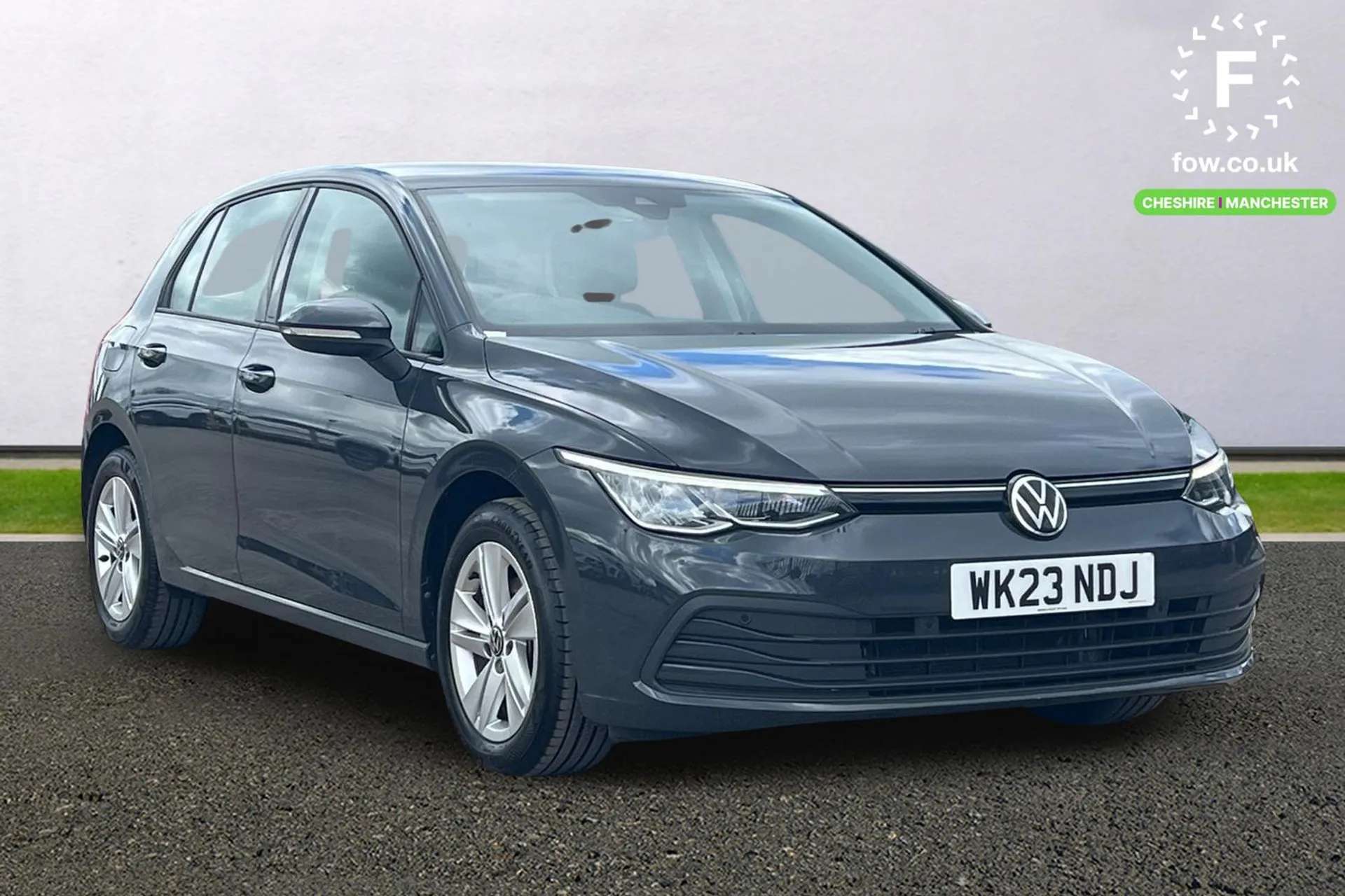 A 2023 VOLKSWAGEN GOLF 1.0 eTSI Life 5dr DSG [ Auto dimming rear view mirror , USB-C ports in the front and rear centre console with increased charging performance , Start/S A 2023 VOLKSWAGEN GOLF 1.0 eTSI Life 5dr DSG [ Auto dimming rear view mirror , USB-C ports in the front and rear centre console with increased charging performance , Start/S