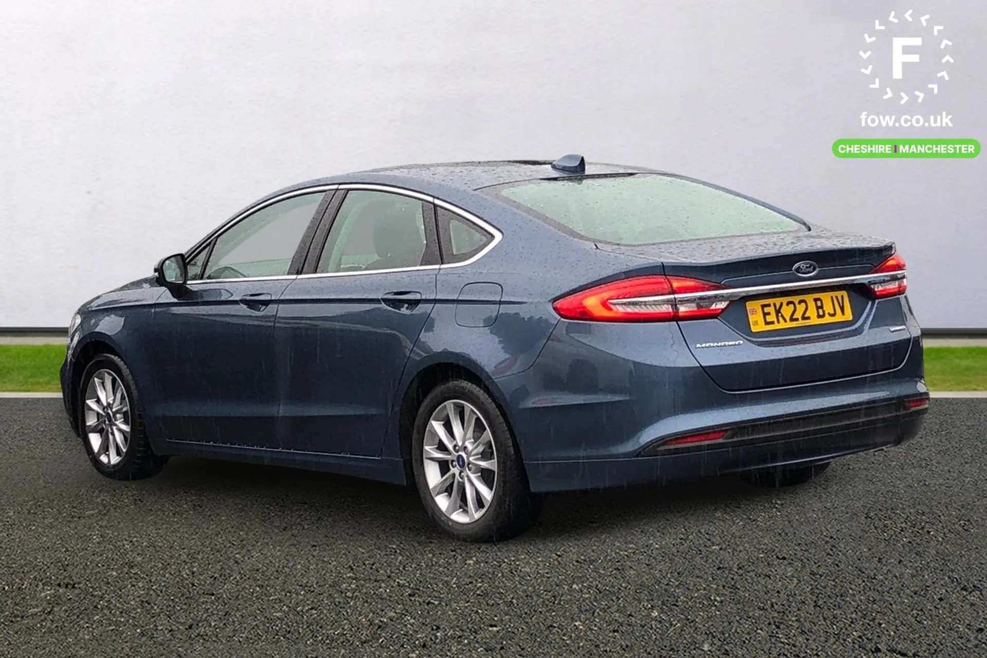 A 2022 FORD MONDEO 2.0 Hybrid Zetec Edition 4dr Auto [Power folding door mirrors with puddle lights, Power operated front and rear windows with global open and close, Tr A 2022 FORD MONDEO 2.0 Hybrid Zetec Edition 4dr Auto [Power folding door mirrors with puddle lights, Power operated front and rear windows with global open and close, Tr