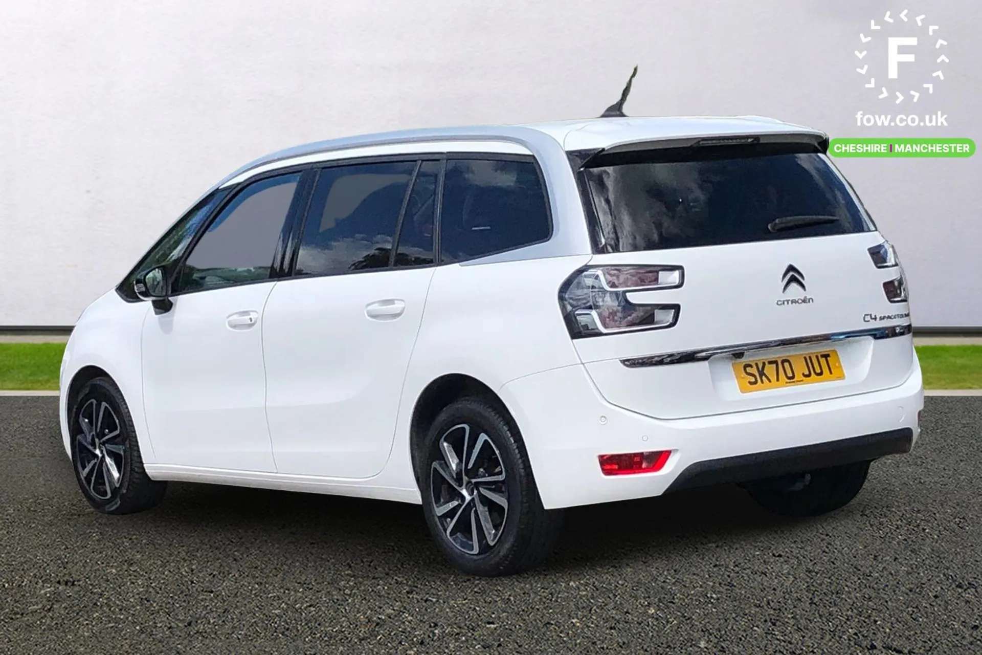 A 2021 CITROEN GRAND C4 SPACETOURER 1.5 BlueHDi 130 Shine 5dr EAT8 [ Reversing camera , Park assist and blind spot monitoring (with LED alert on door mirrors) , 12" Panoramic HD central A 2021 CITROEN GRAND C4 SPACETOURER 1.5 BlueHDi 130 Shine 5dr EAT8 [ Reversing camera , Park assist and blind spot monitoring (with LED alert on door mirrors) , 12" Panoramic HD central