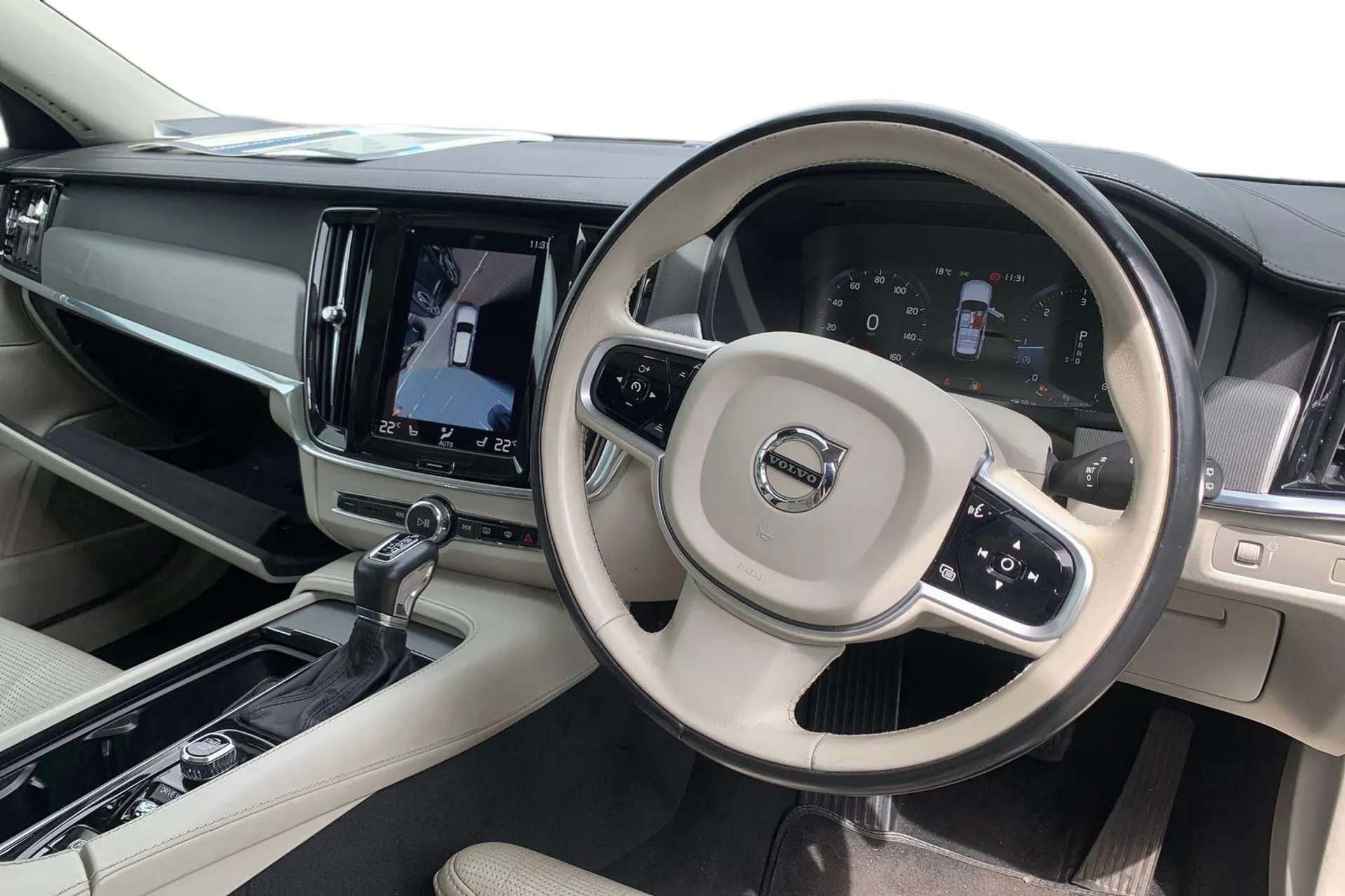 2019 VOLVO V90 2019 VOLVO V90