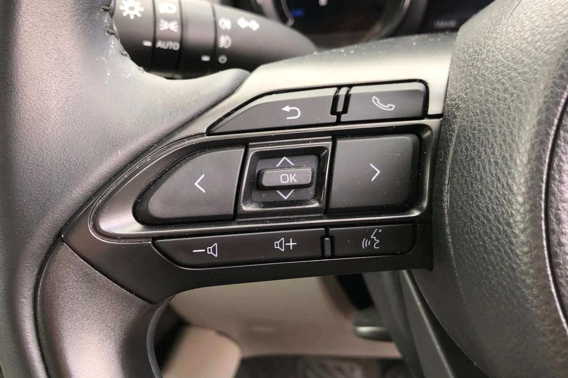 2021 TOYOTA YARIS 2021 TOYOTA YARIS