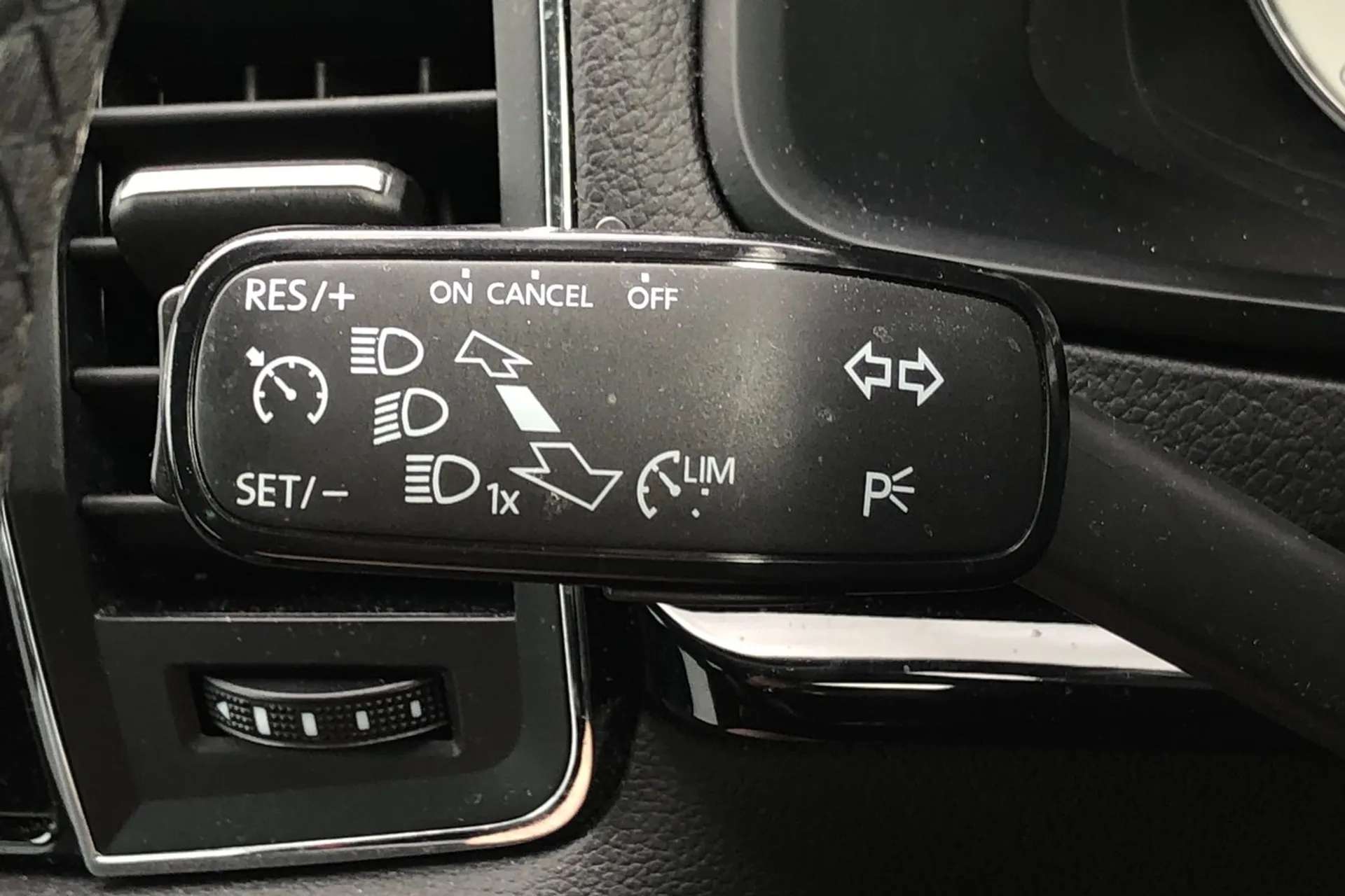 2019 SKODA KAROQ 2019 SKODA KAROQ