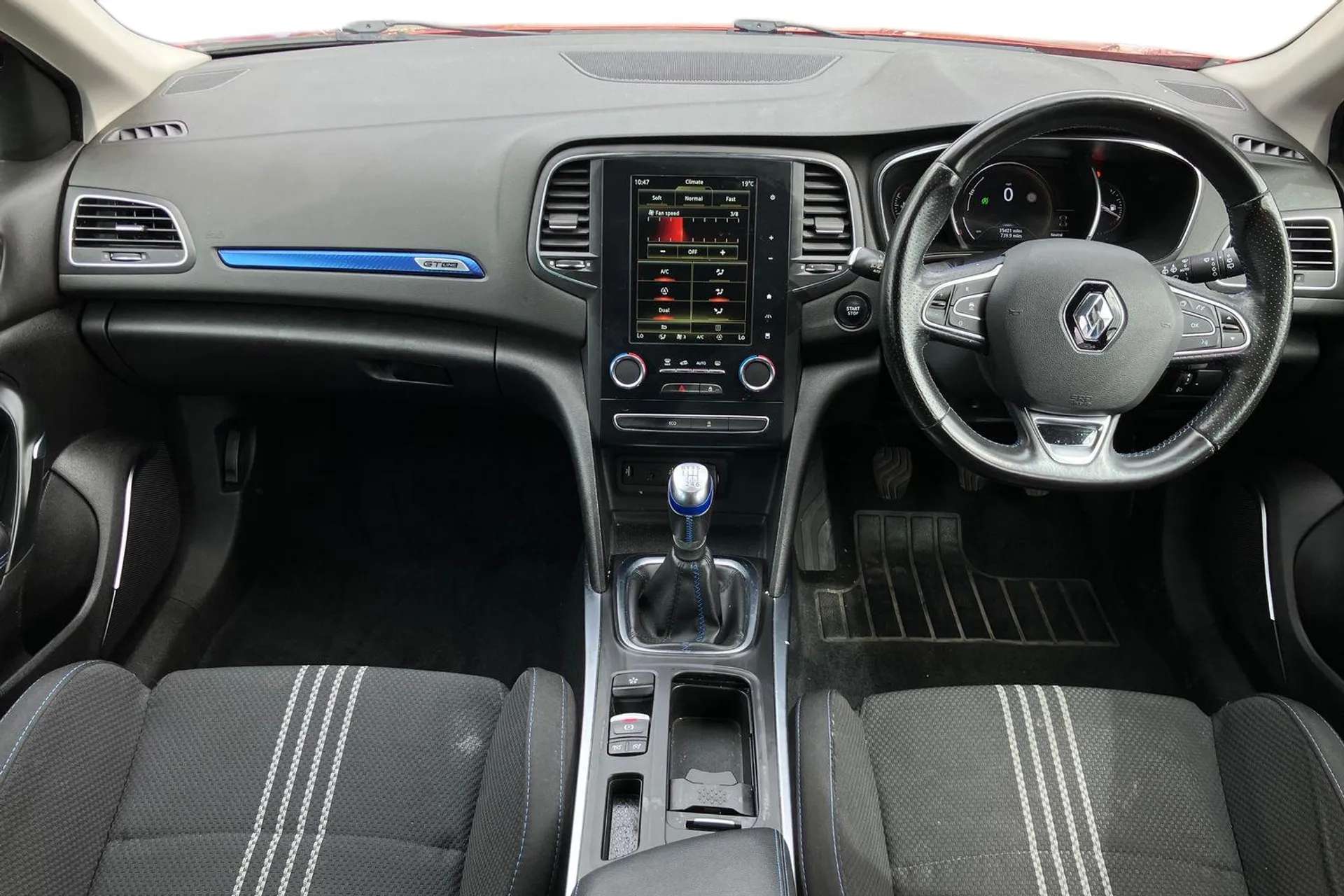 2019 RENAULT MEGANE 2019 RENAULT MEGANE