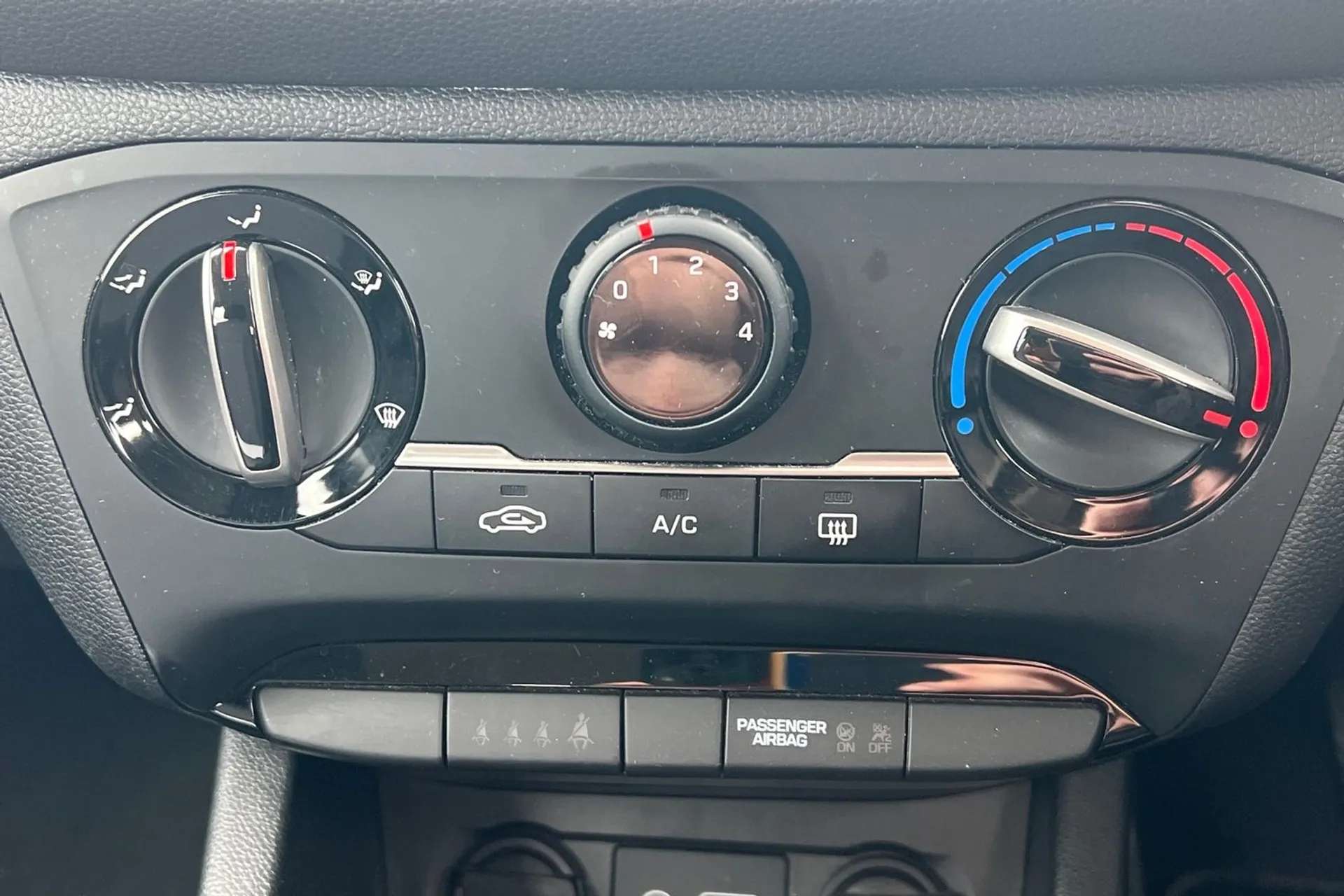 2020 HYUNDAI I20 2020 HYUNDAI I20
