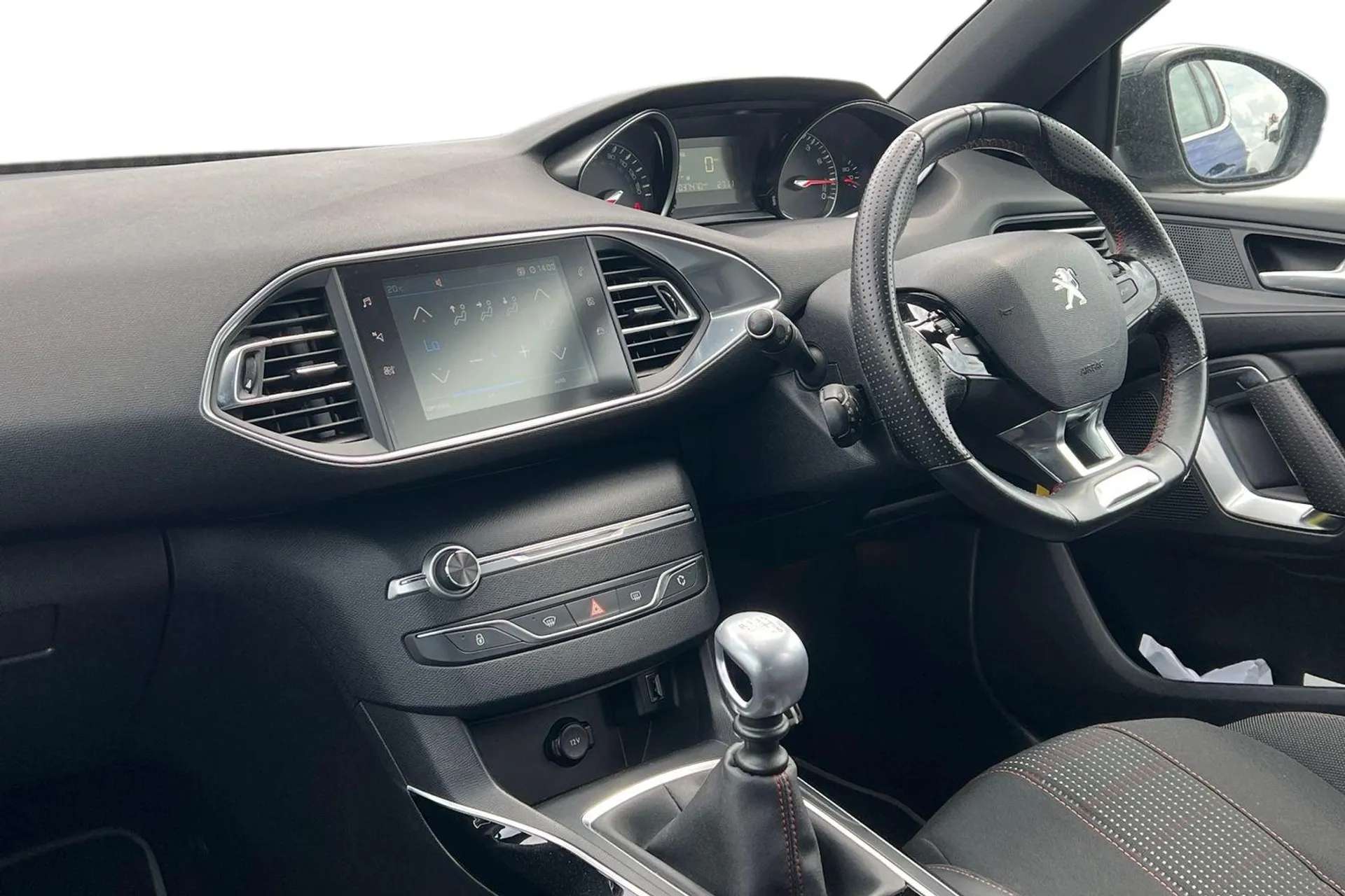 A 2018 PEUGEOT 308 1.2 PureTech 130 GT Line 5dr [Apple car play/Android Auto, 3D connected navigation + voice control, Peugeot i-cockpit with amplify configurable interi A 2018 PEUGEOT 308 1.2 PureTech 130 GT Line 5dr [Apple car play/Android Auto, 3D connected navigation + voice control, Peugeot i-cockpit with amplify configurable interi