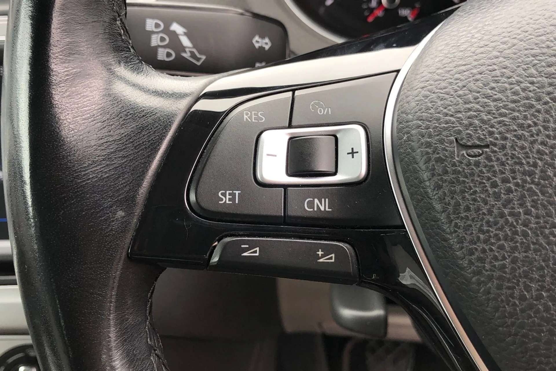 2017 VOLKSWAGEN POLO 2017 VOLKSWAGEN POLO