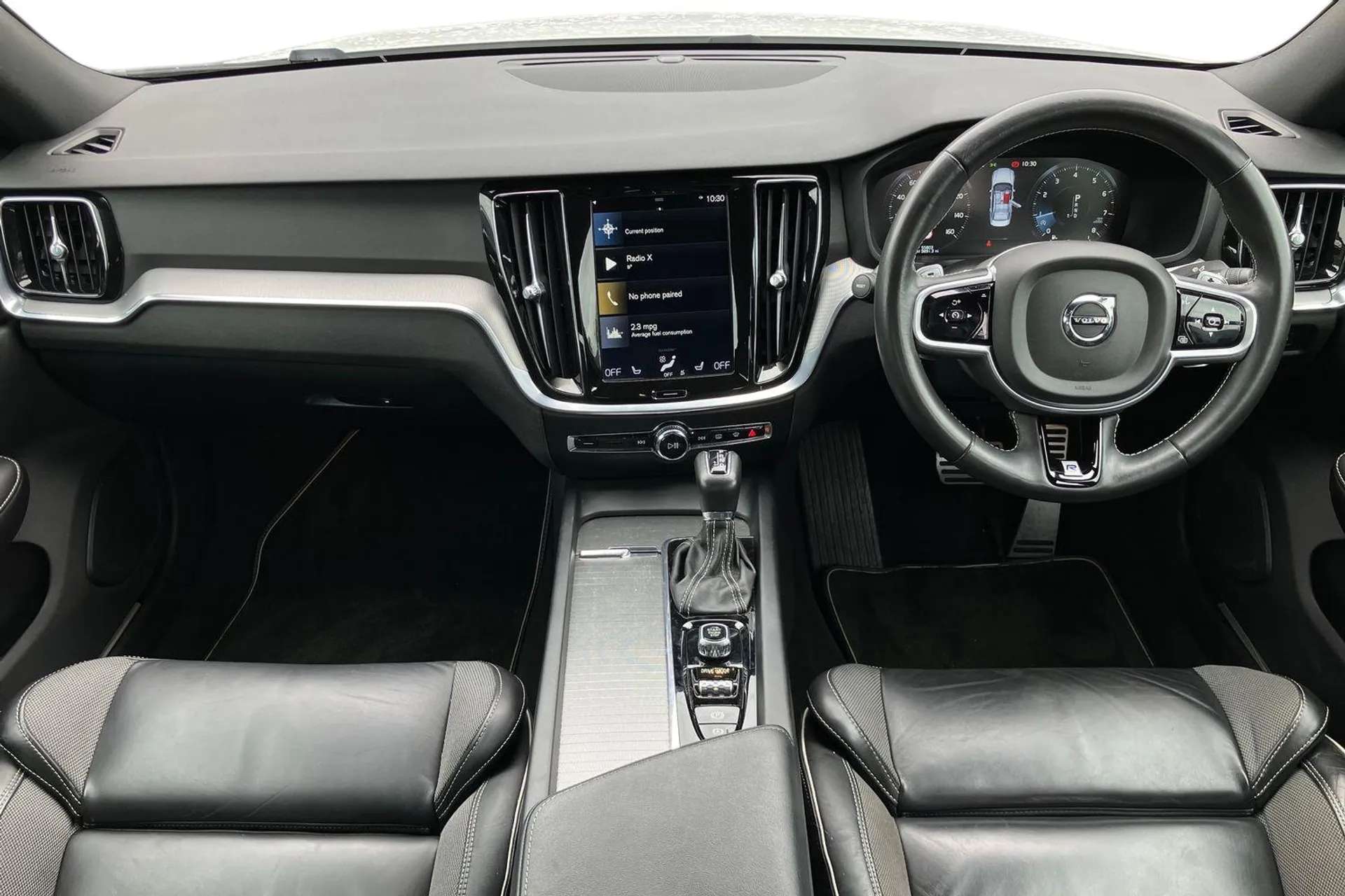 A 2020 VOLVO S60 2.0 T5 R DESIGN Plus 4dr Auto [Adaptive brake lights with high level LED brake lights, Heated Windscreen, Driver alert control with lane keeping aid, A 2020 VOLVO S60 2.0 T5 R DESIGN Plus 4dr Auto [Adaptive brake lights with high level LED brake lights, Heated Windscreen, Driver alert control with lane keeping aid,