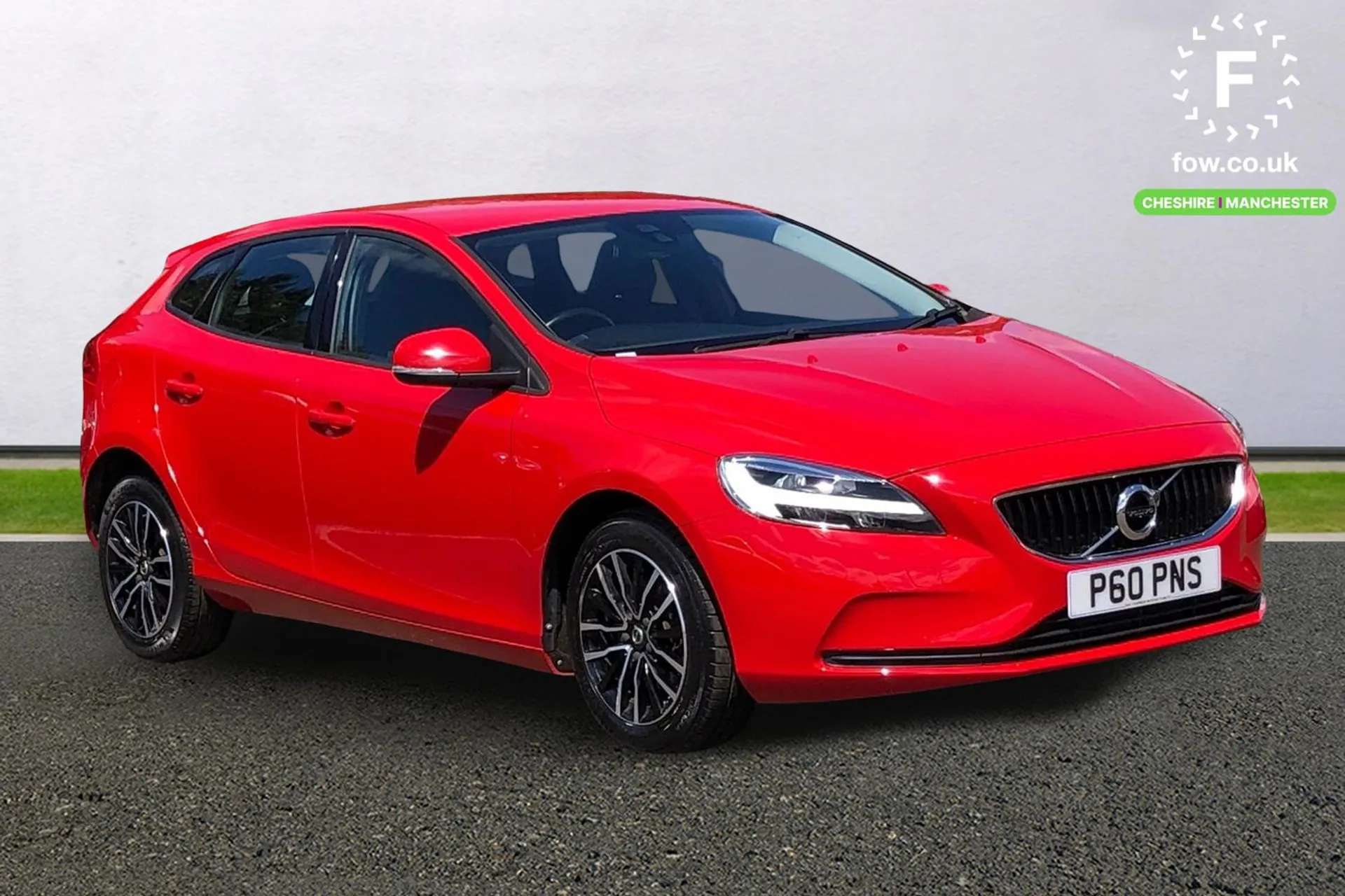 2018 VOLVO V40 2018 VOLVO V40