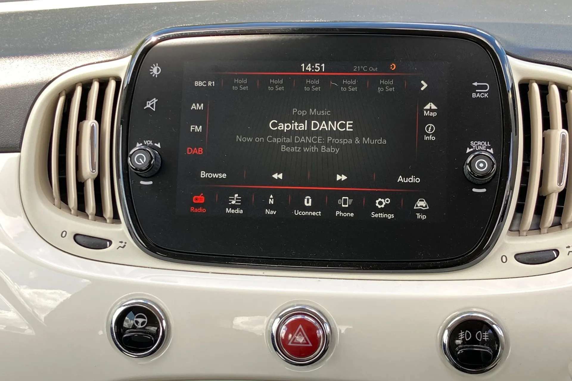 2019 FIAT 500 2019 FIAT 500